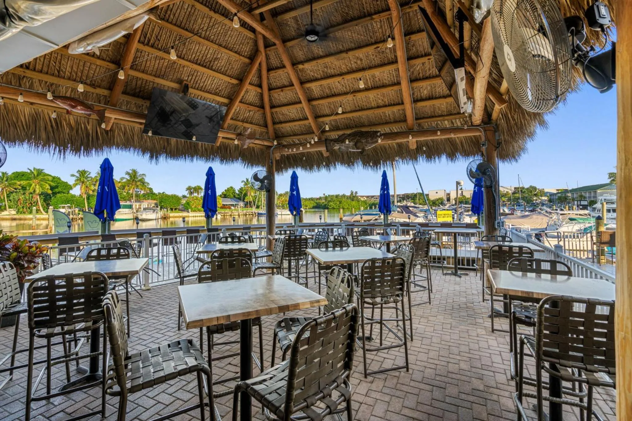Restaurant/places to eat in Bay Breeze
