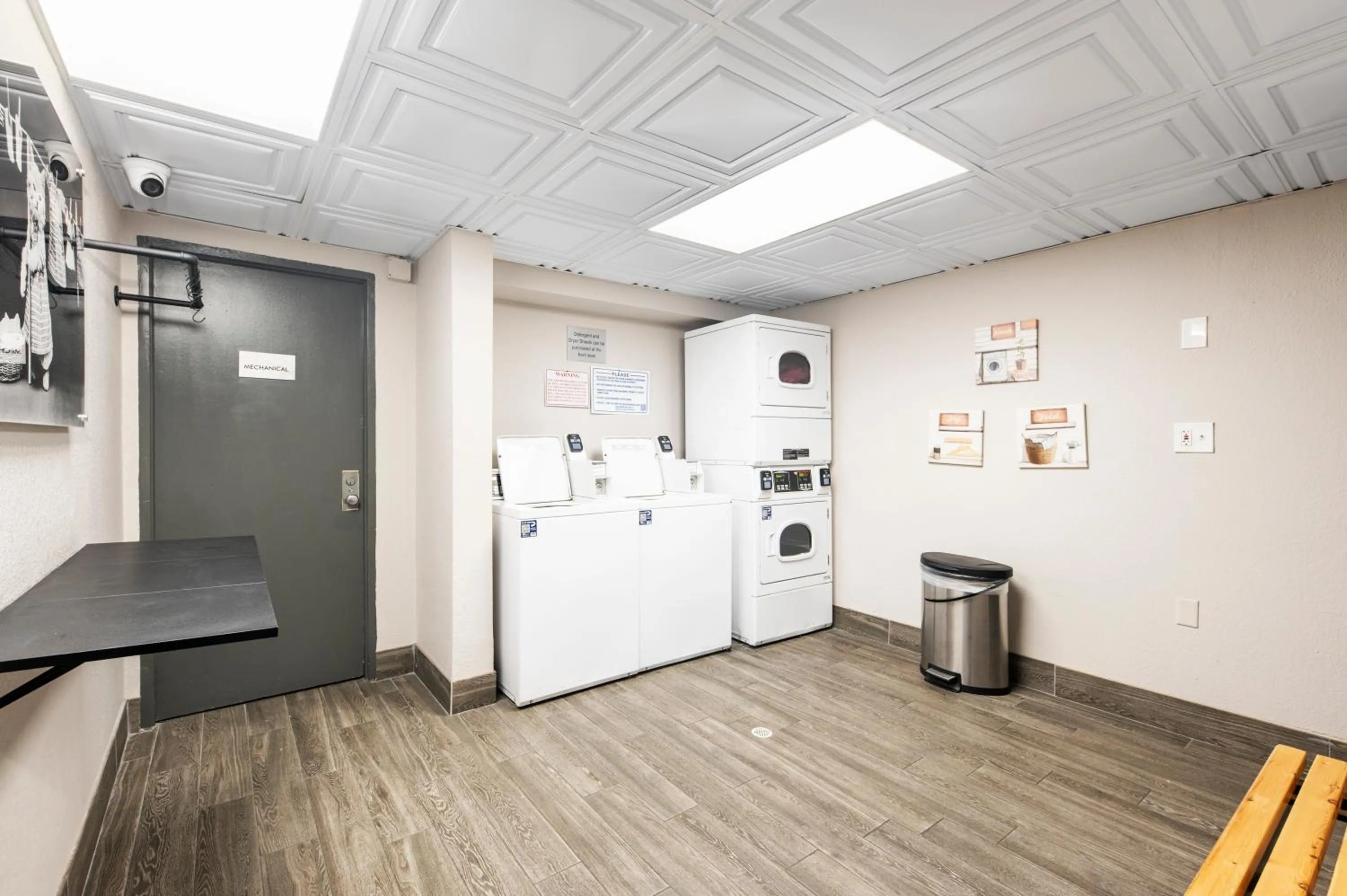 laundry in Bay Breeze