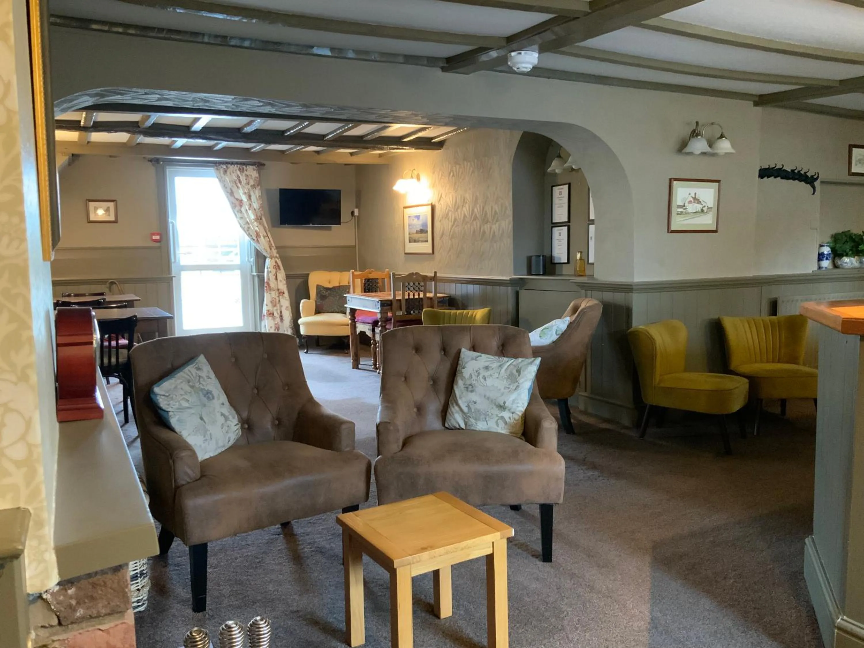 Lounge or bar in The Red Lion Inn Partney