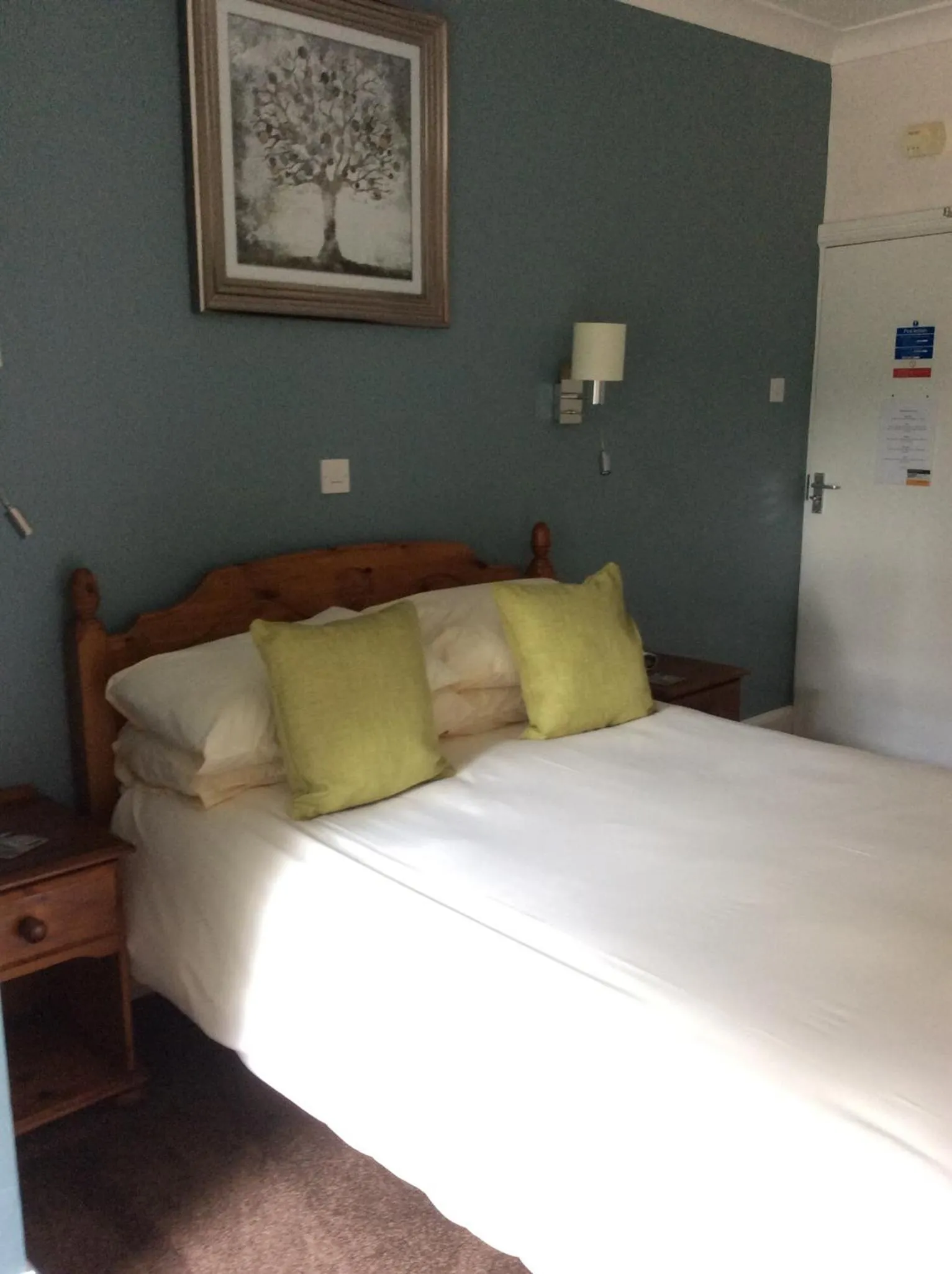 Bedroom, Bed in The Red Lion Inn Partney