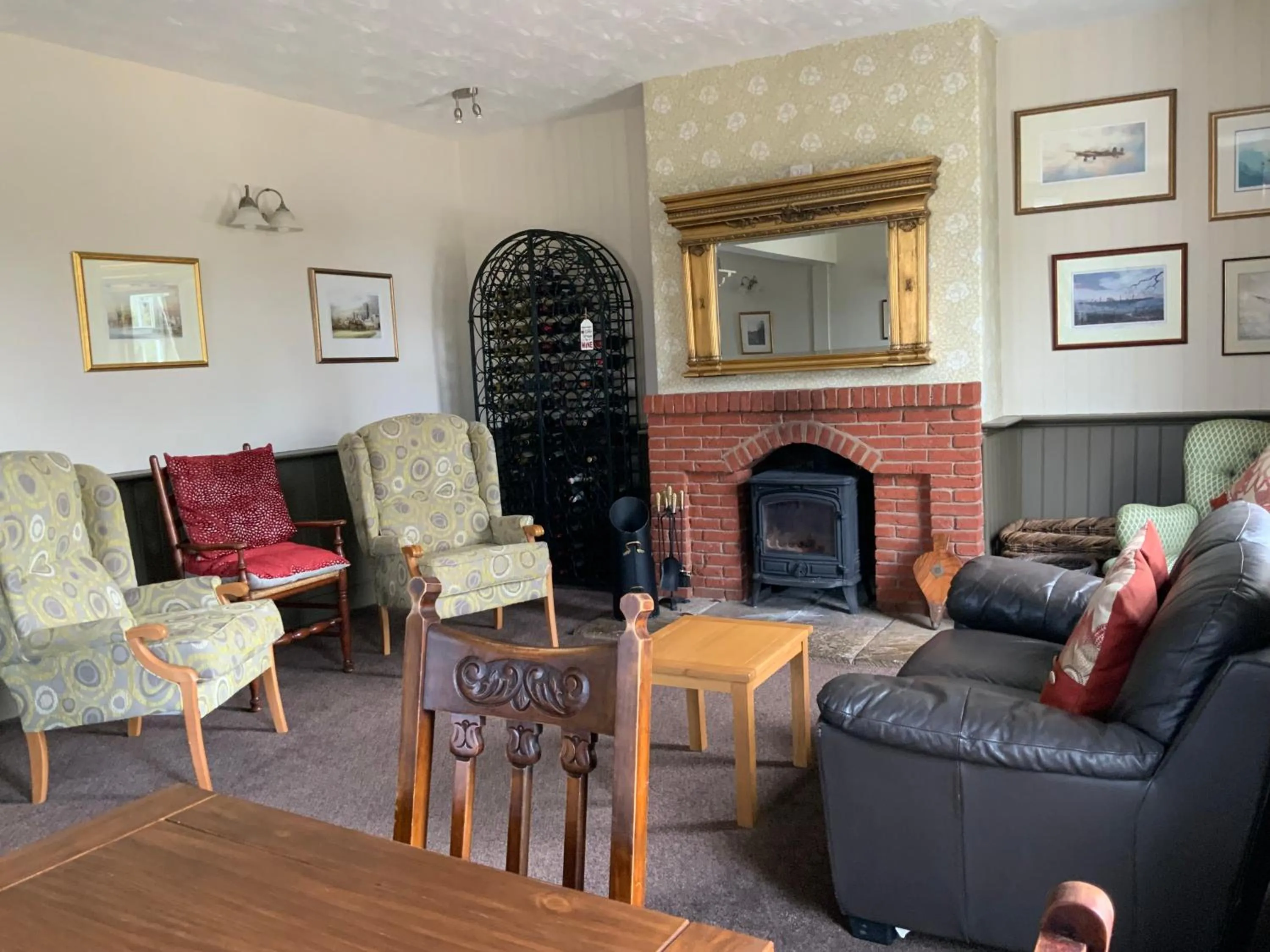 Lounge or bar in The Red Lion Inn Partney