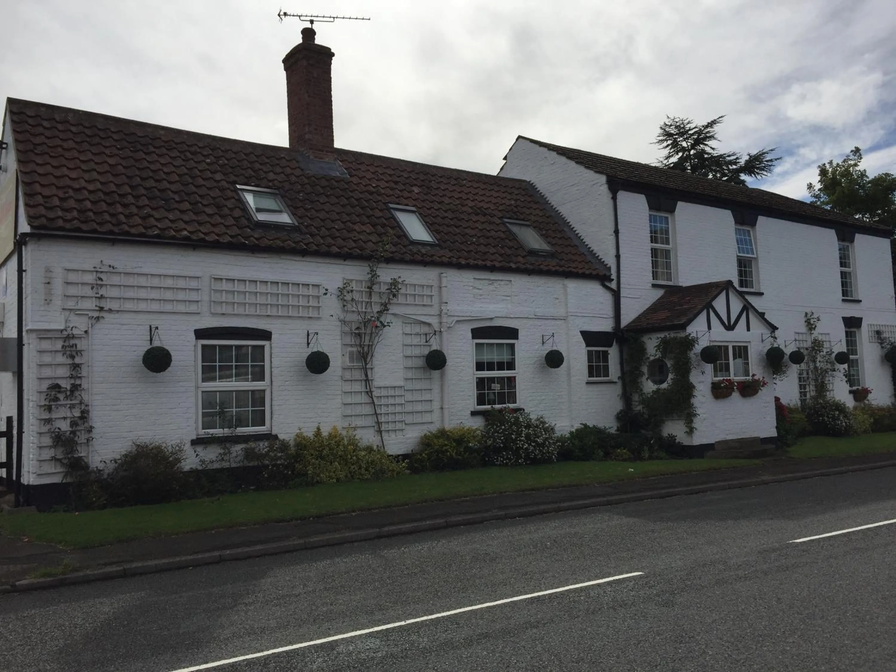 Facade/entrance in The Red Lion Inn Partney