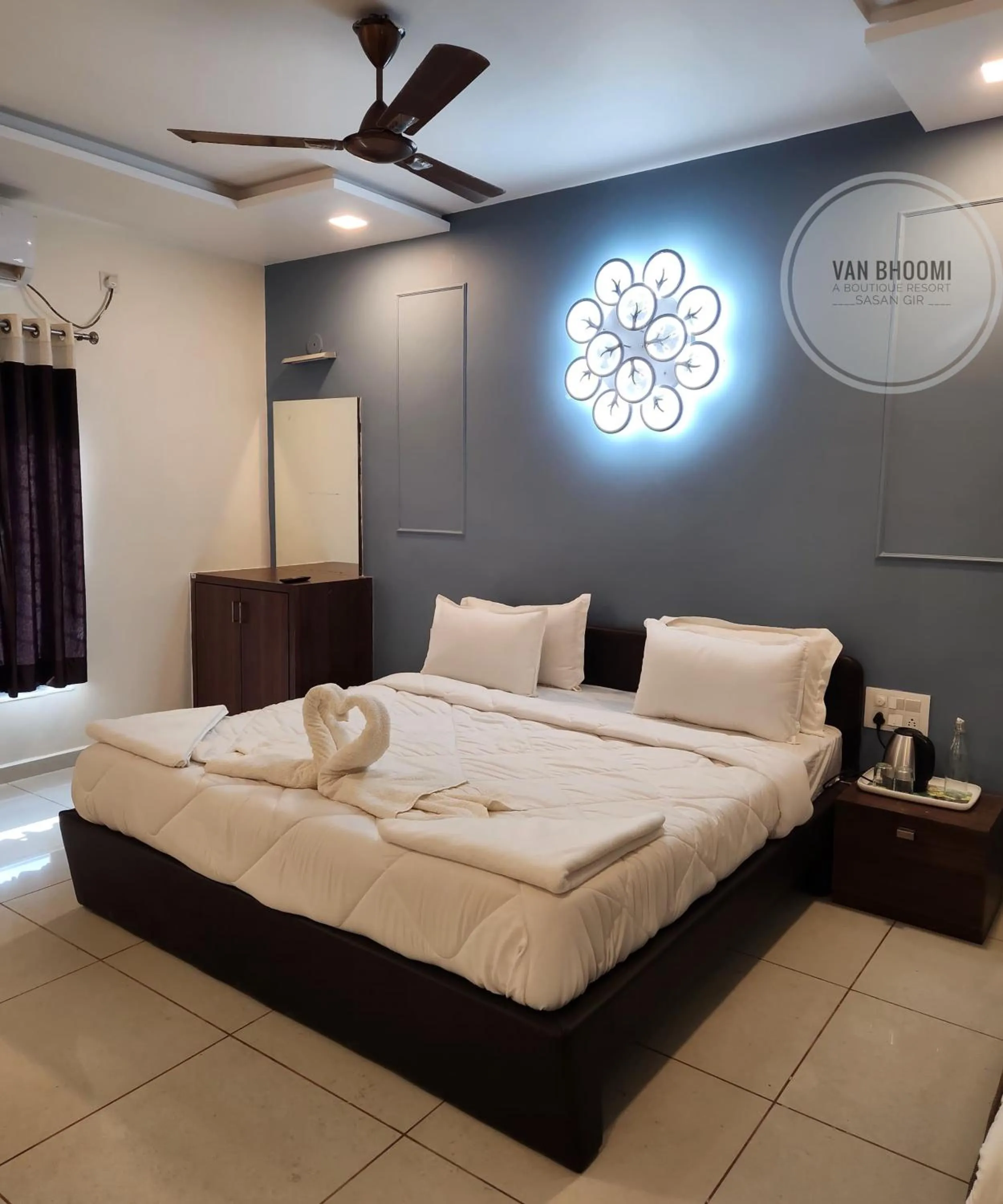 Van Bhoomi Levelup Boutique
