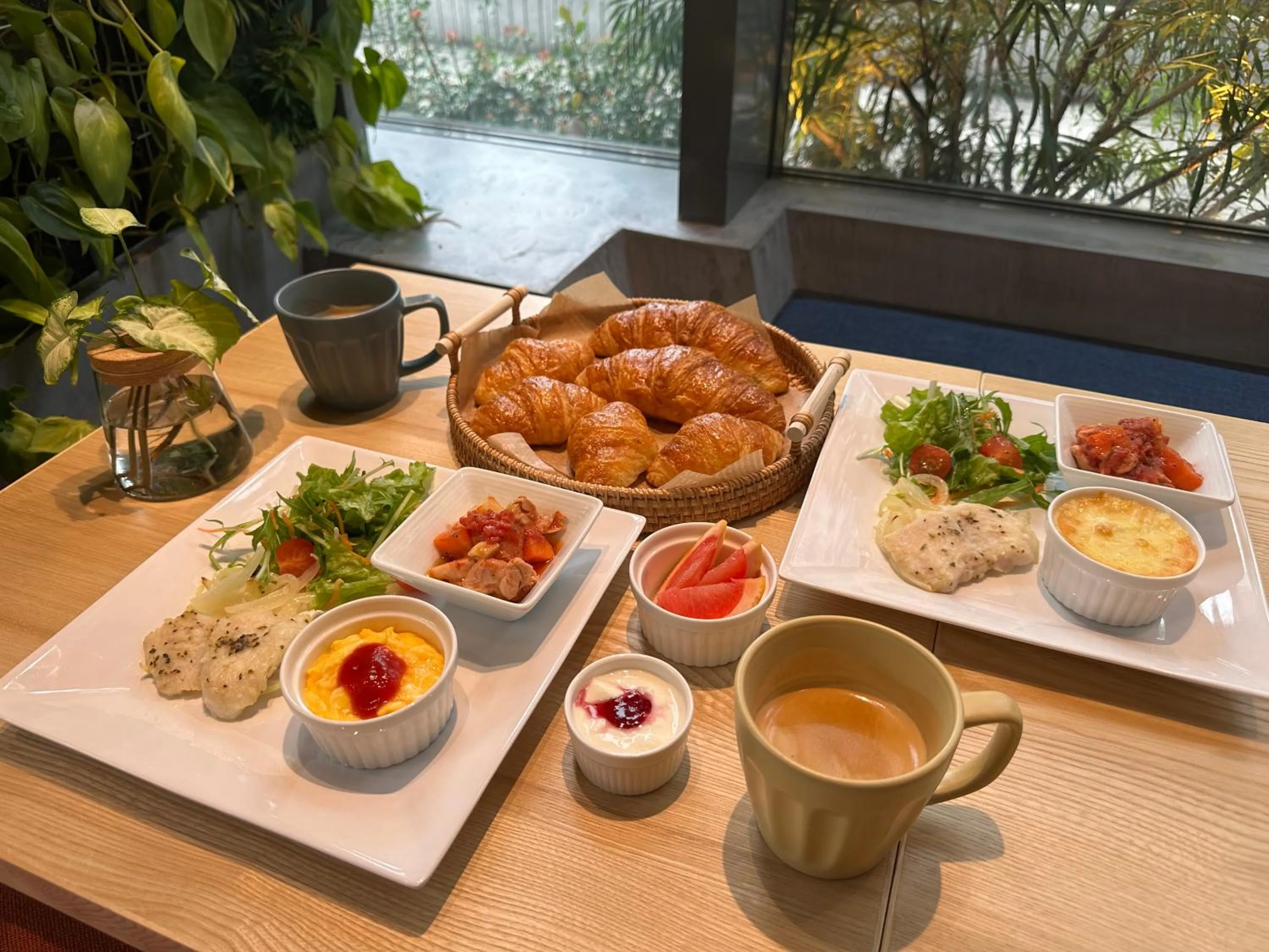 Restaurant/places to eat in The GALA Hotel Umeda