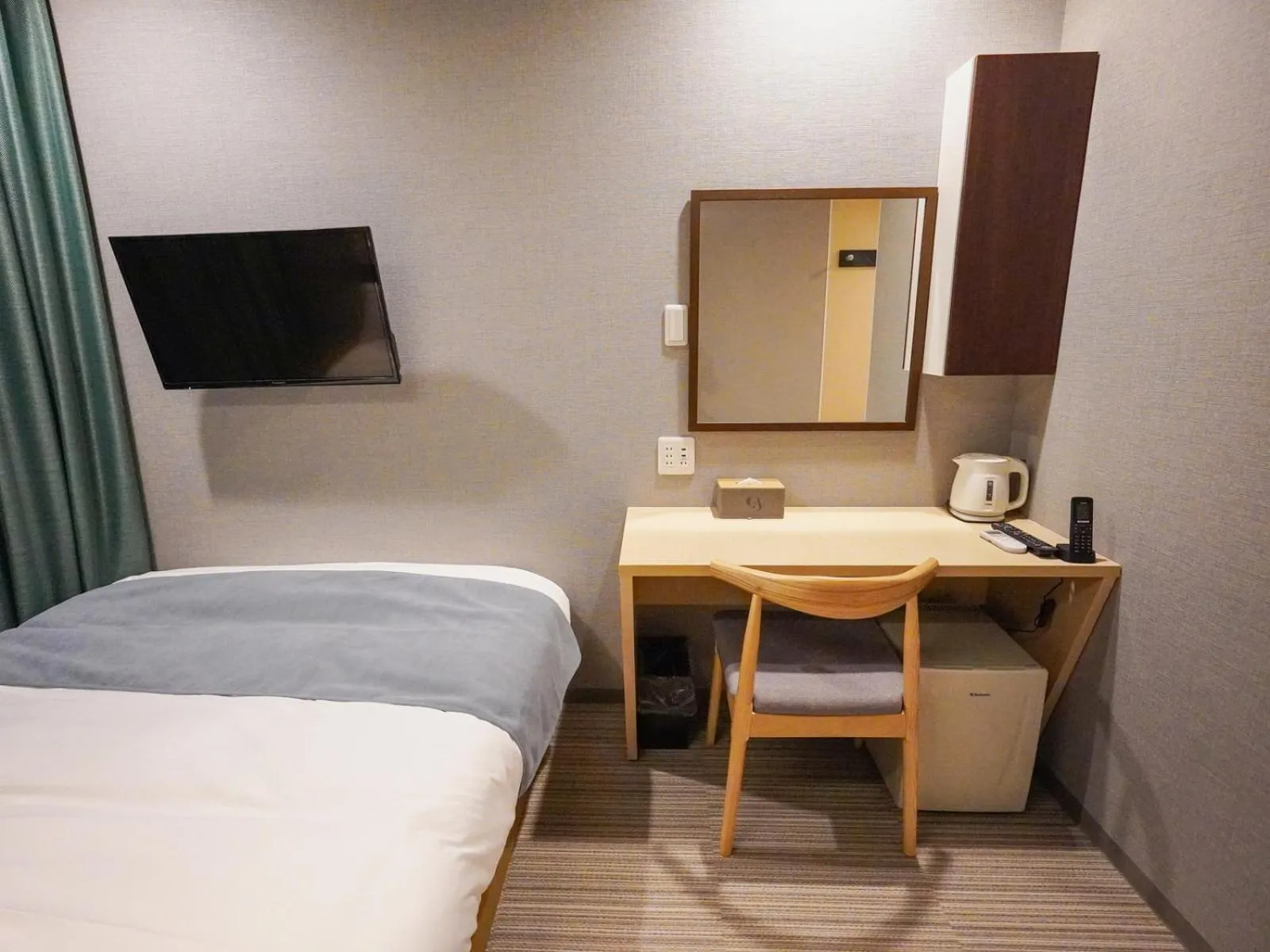 TV and multimedia, Bed in The GALA Hotel Umeda