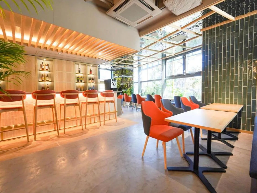 Lounge or bar in The GALA Hotel Umeda