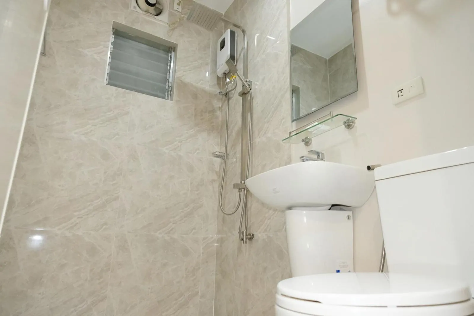 Bathroom in Hotel Palwa