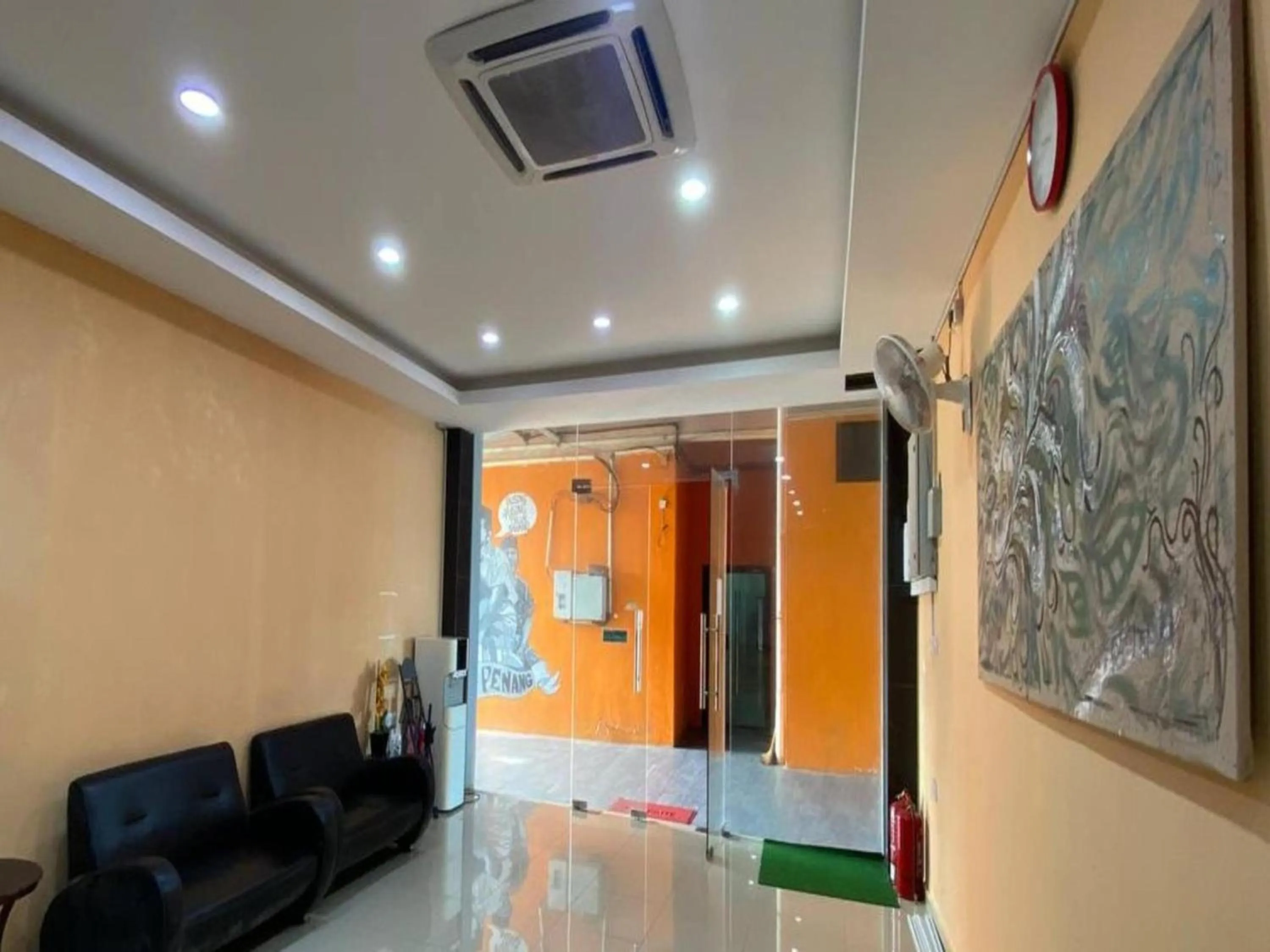 Lobby or reception in Capital O 91094 Hotel & Chalet Sportfishing