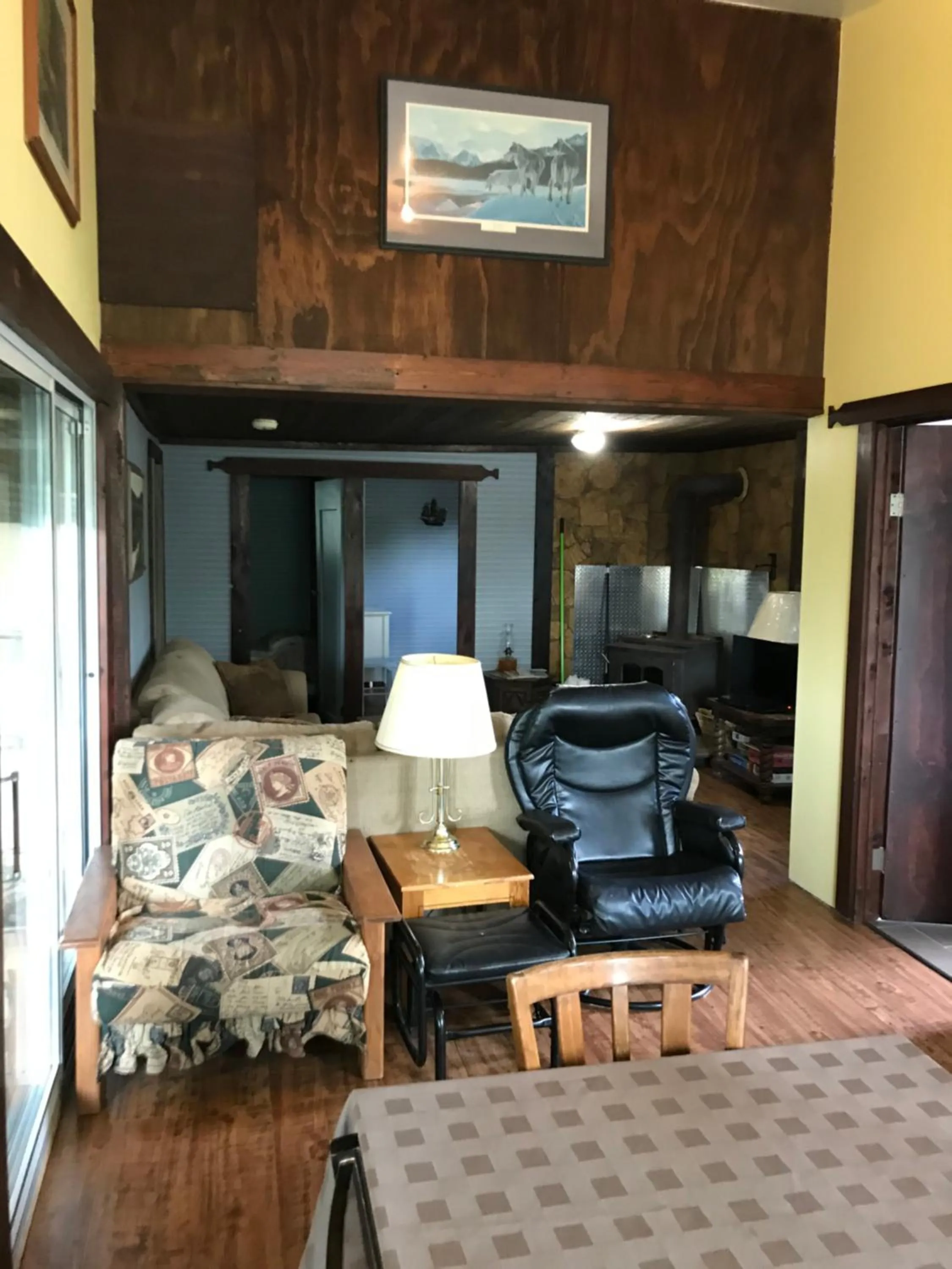 Living room in Mowat Landing Cottages