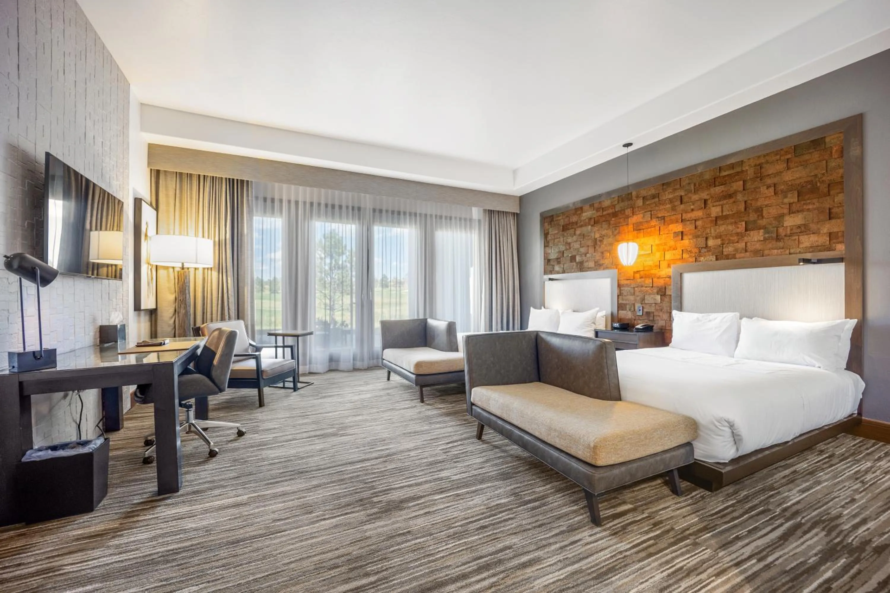 Bed in Flying Horse Resort & Club