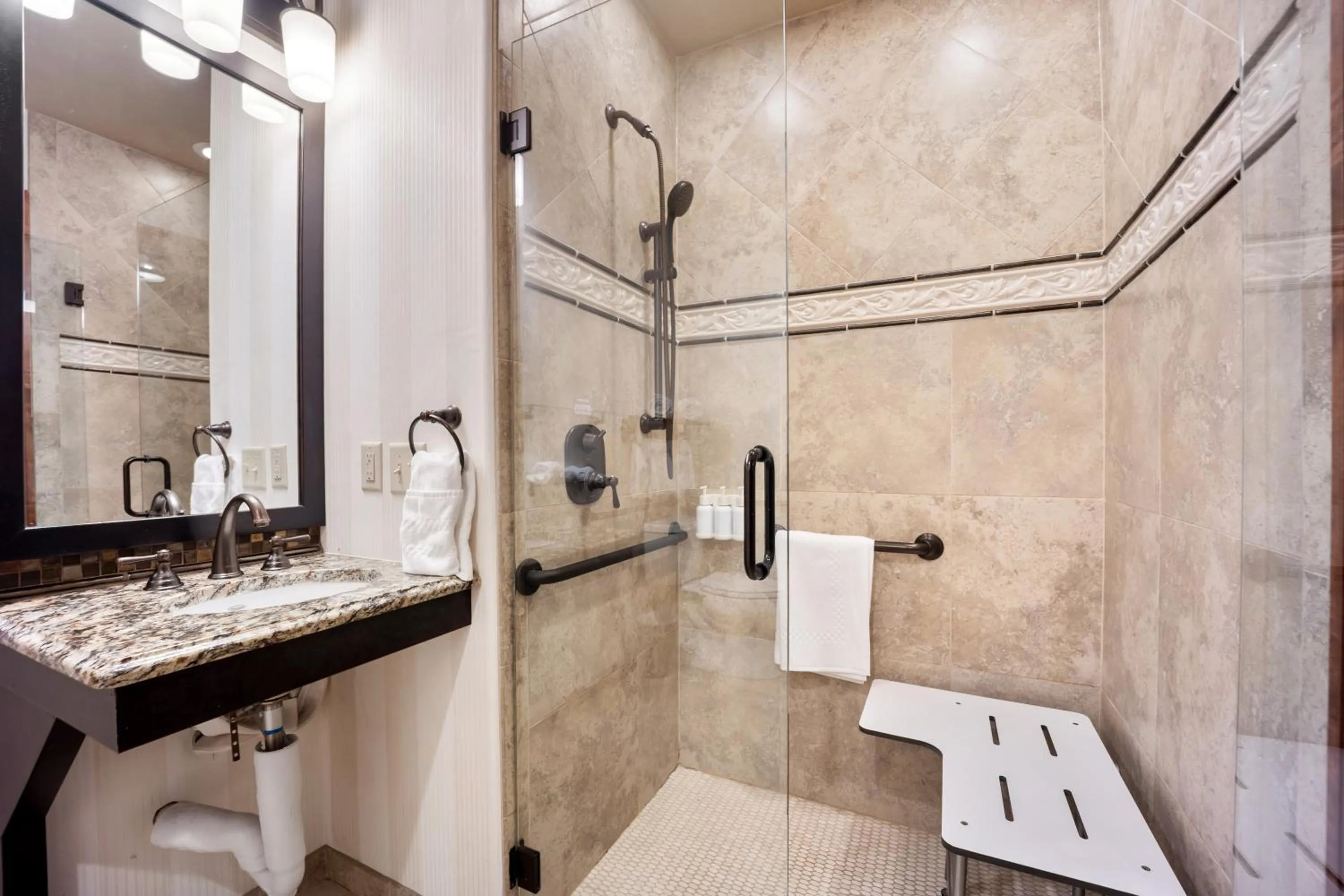 Shower in Flying Horse Resort & Club