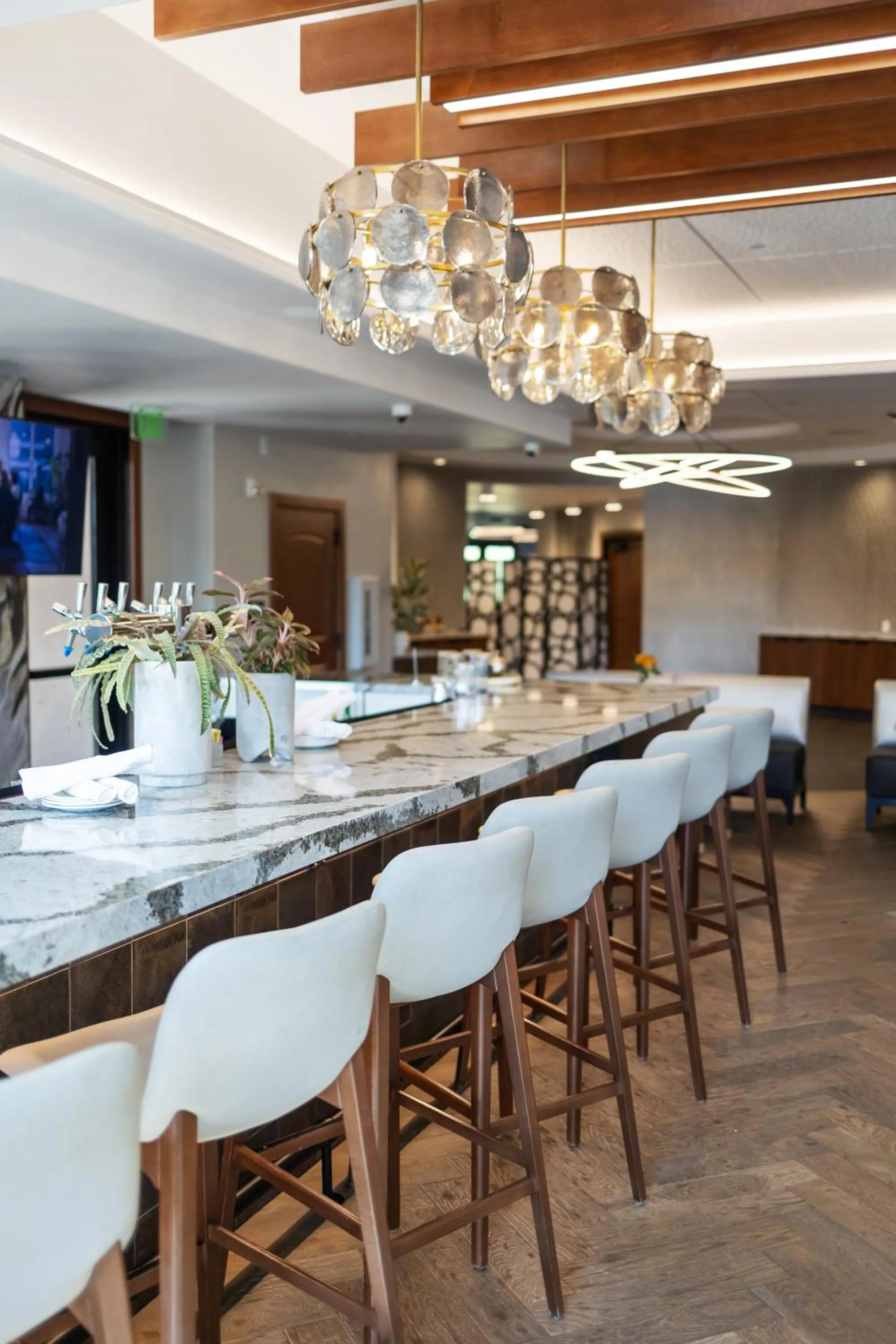 Restaurant/places to eat in Flying Horse Resort & Club