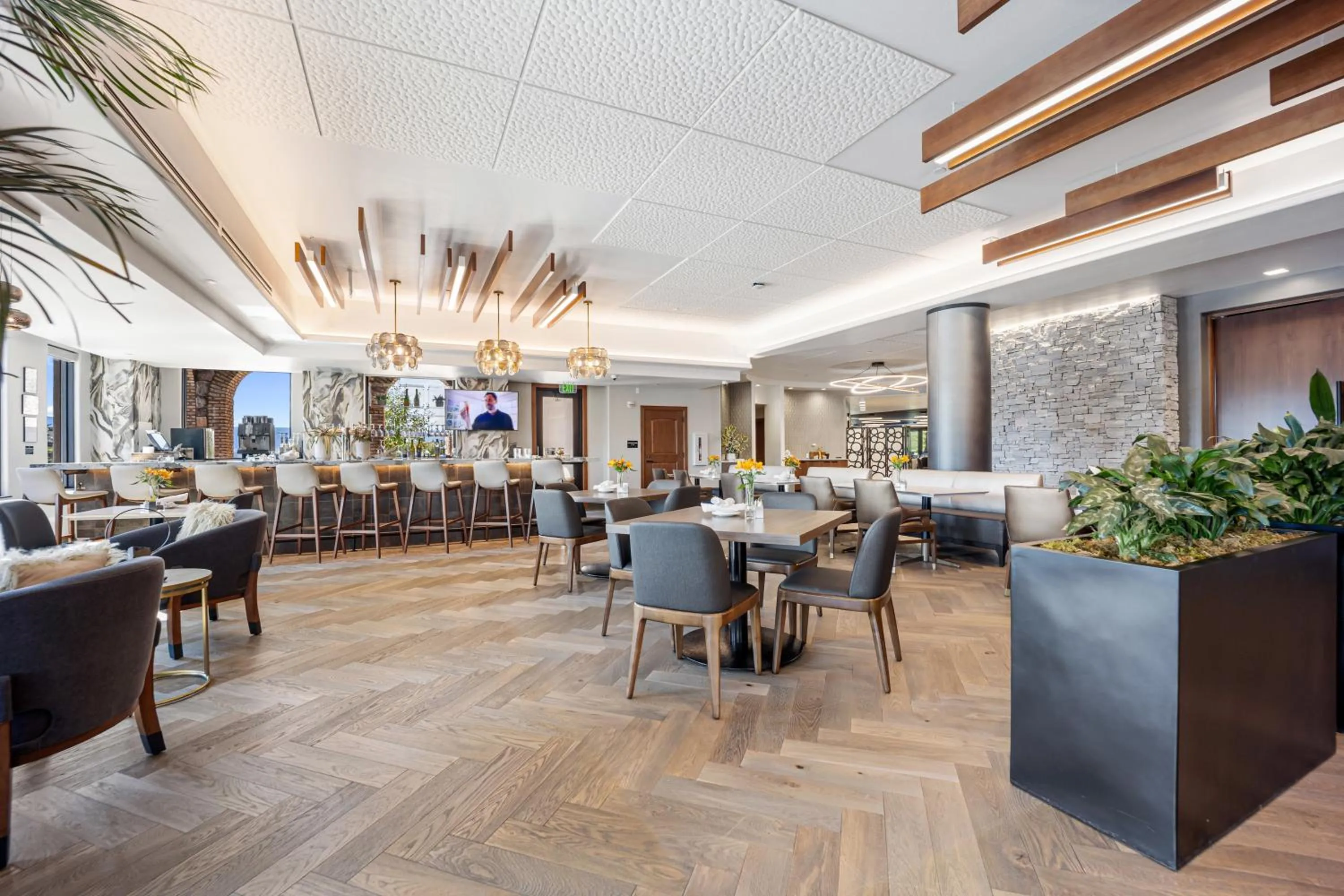 Restaurant/places to eat in Flying Horse Resort & Club