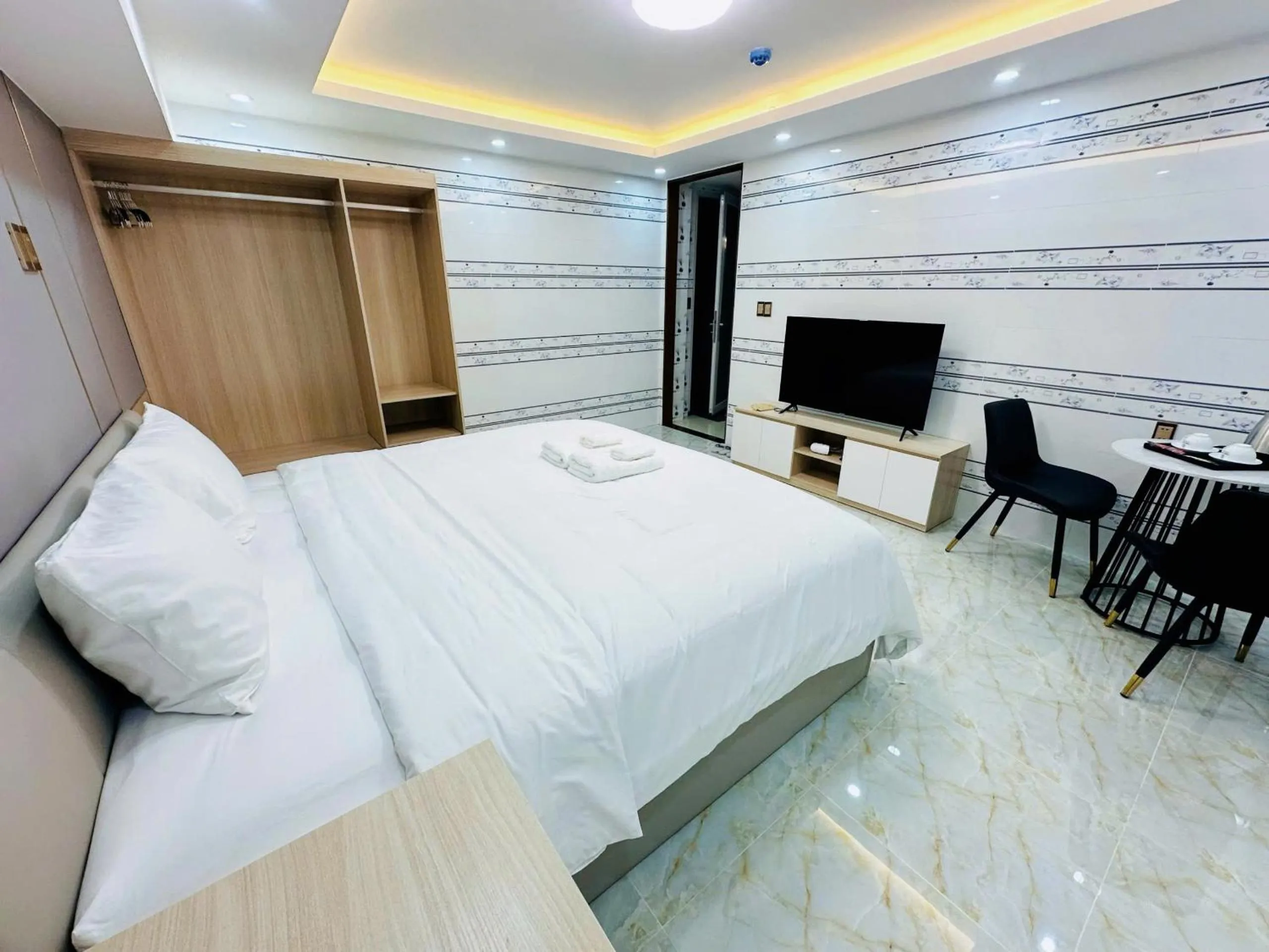 Bedroom, Bed in The One Da Lat Hotel