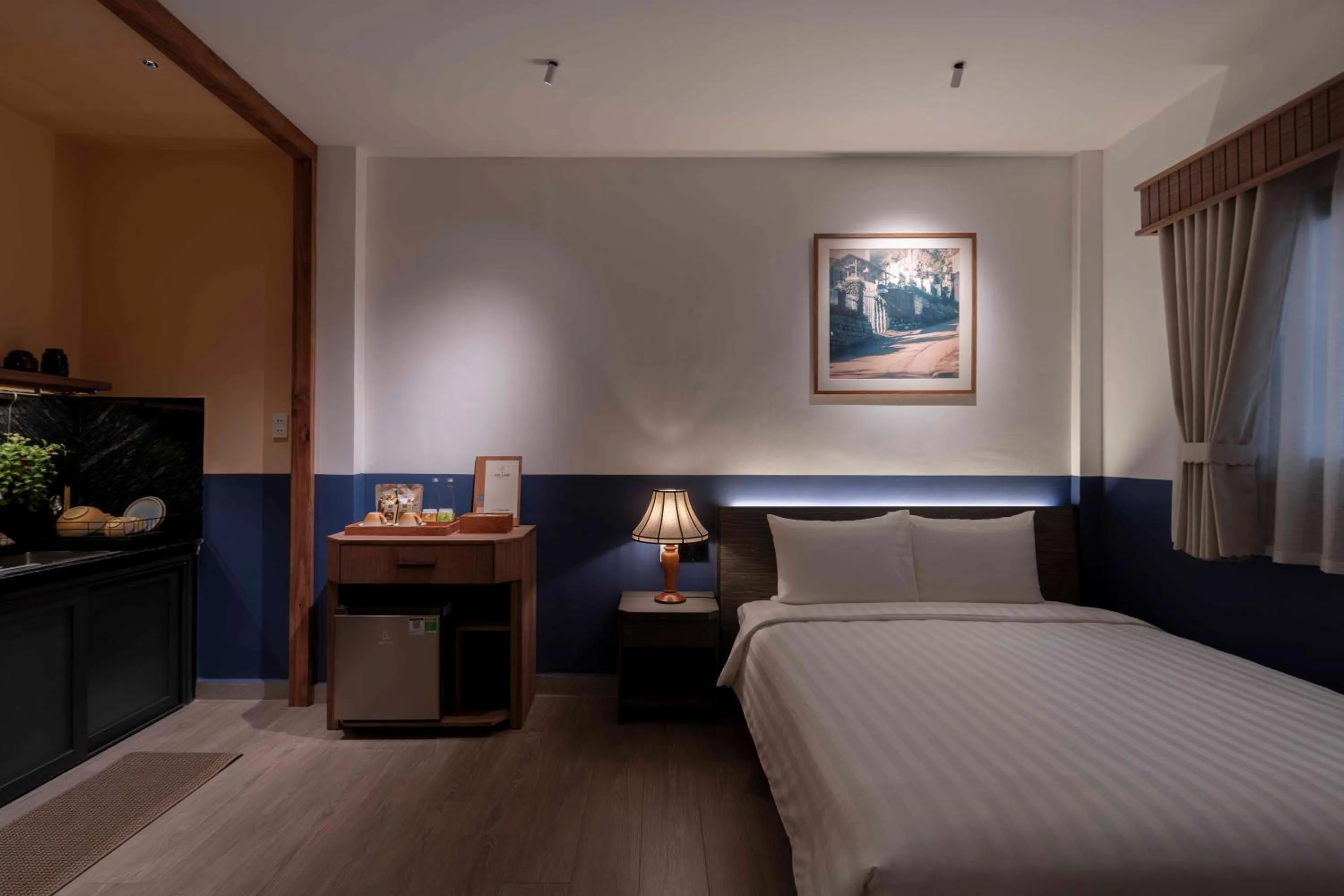 Bed in The Lamp Boutique House