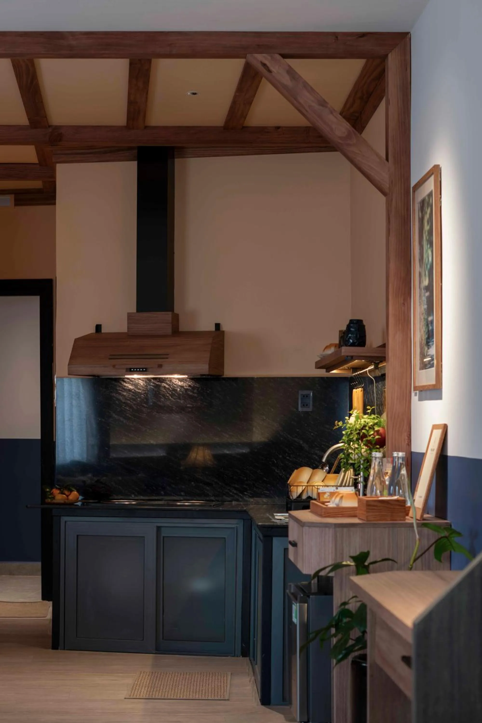 Kitchen or kitchenette in The Lamp Boutique House