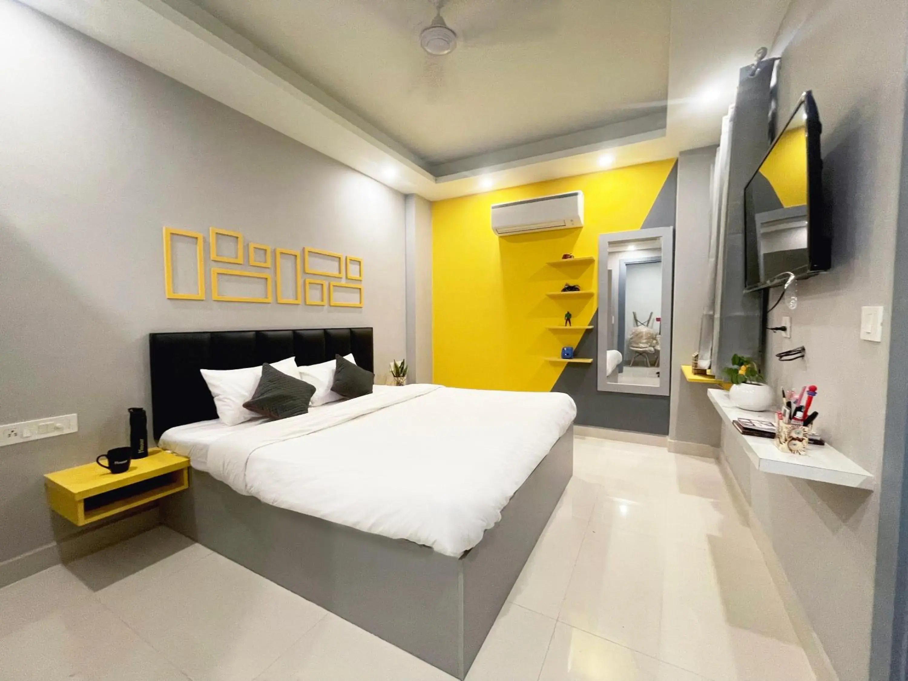 Housr Sector 38 Gurgaon Near Medanta Hospital Housr Sector 38 Gurgaon Near Medanta Hospital