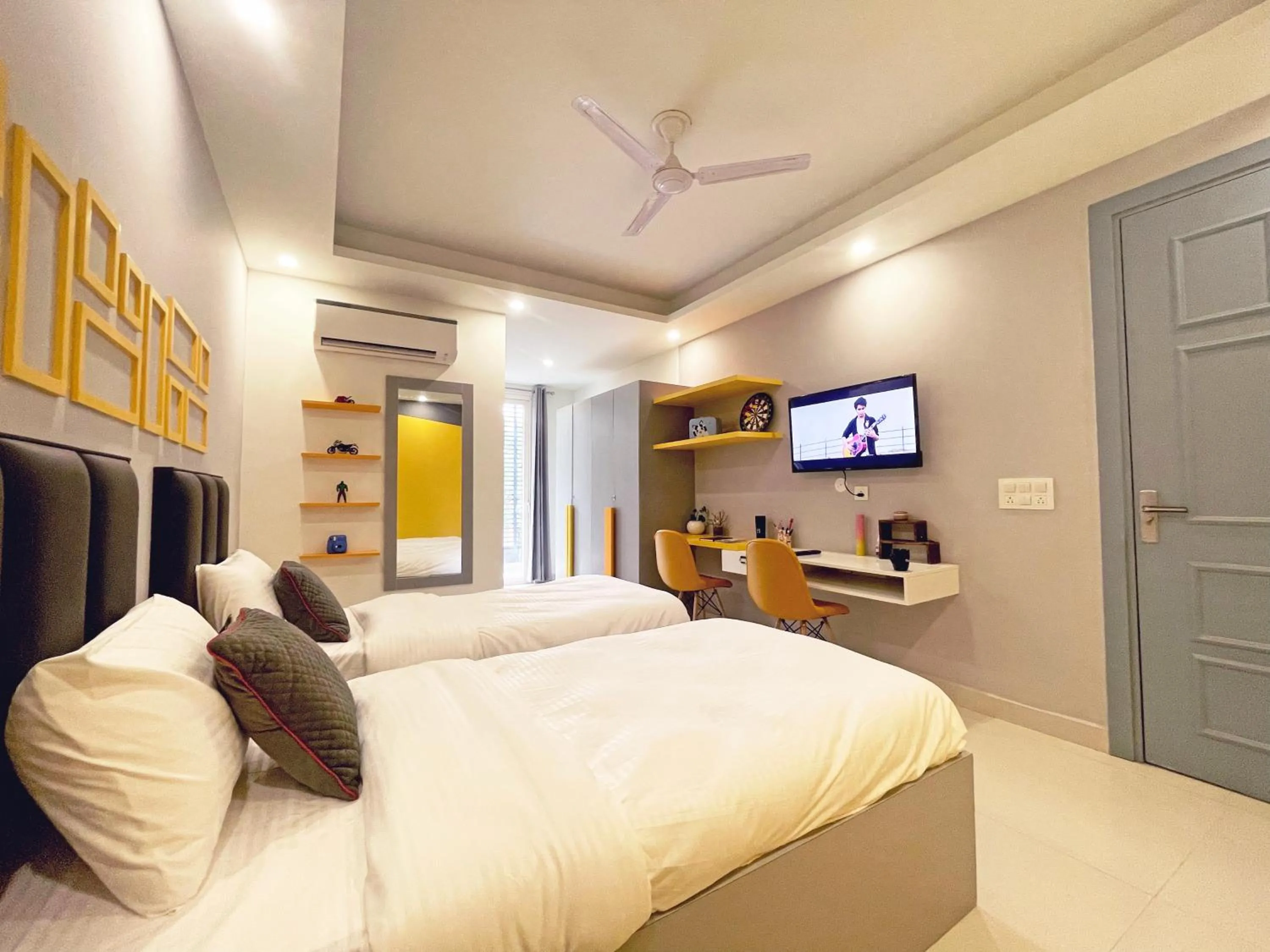 Housr Sector 38 Gurgaon Near Medanta Hospital