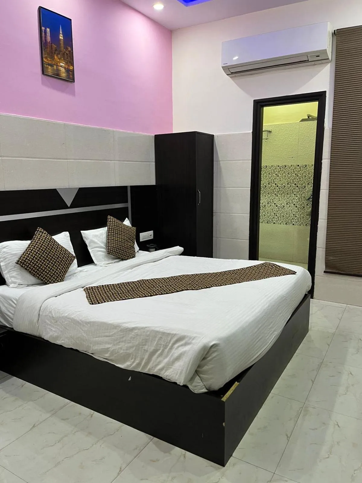 Bedroom, Bed in One Earth City Pearl Amritsar