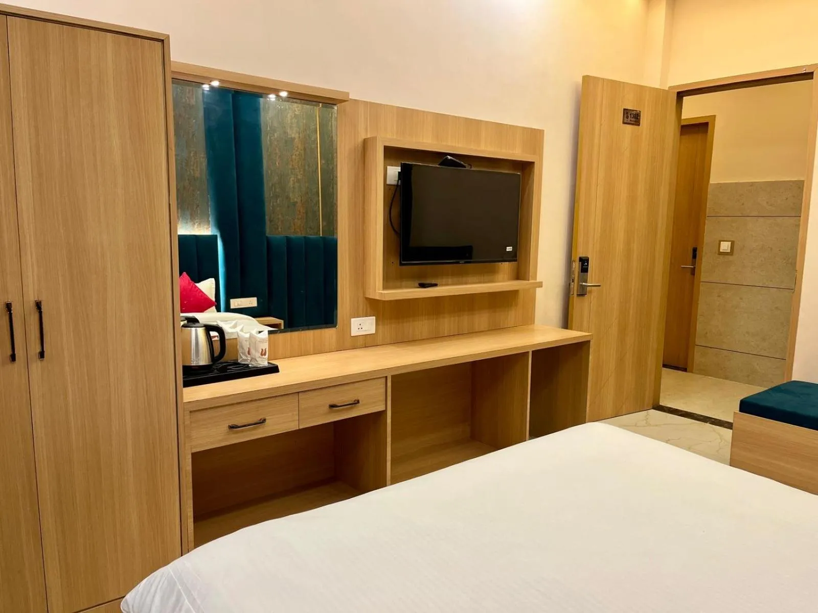 Bed in One Earth City Pearl Amritsar