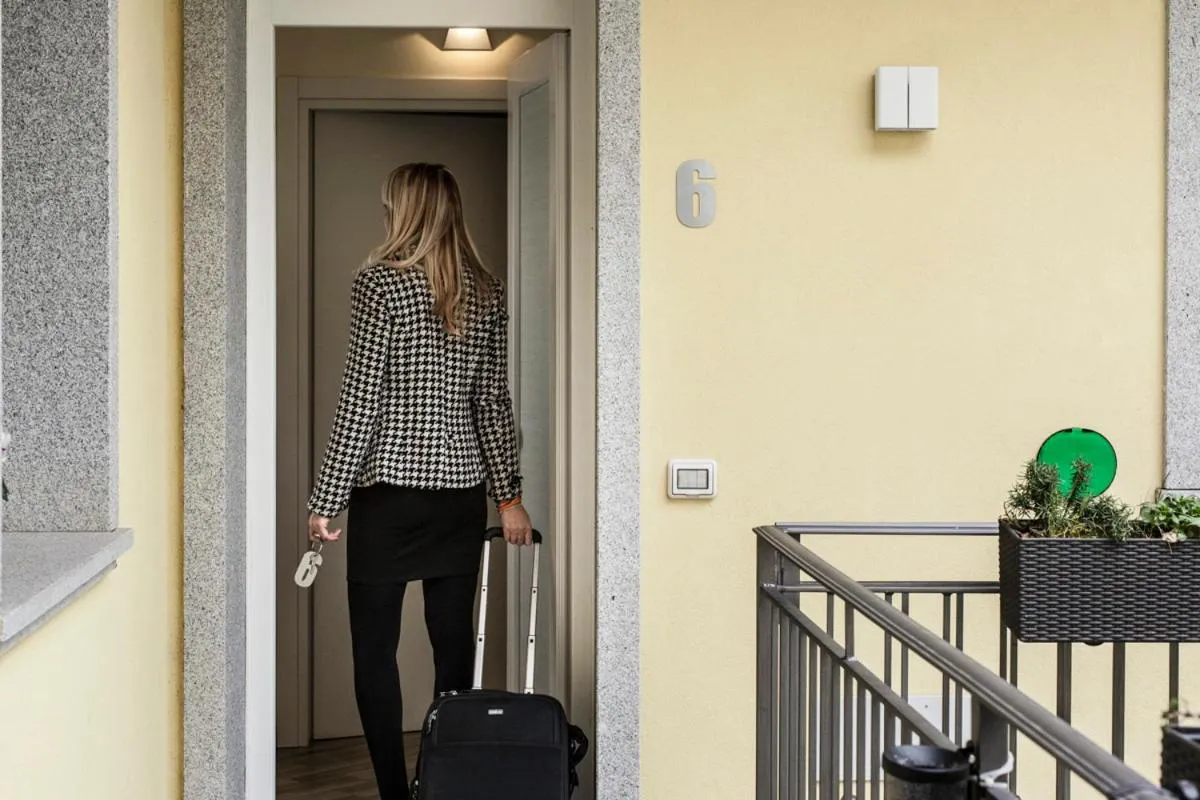 Guests in BHL Boutique Rooms Legnano