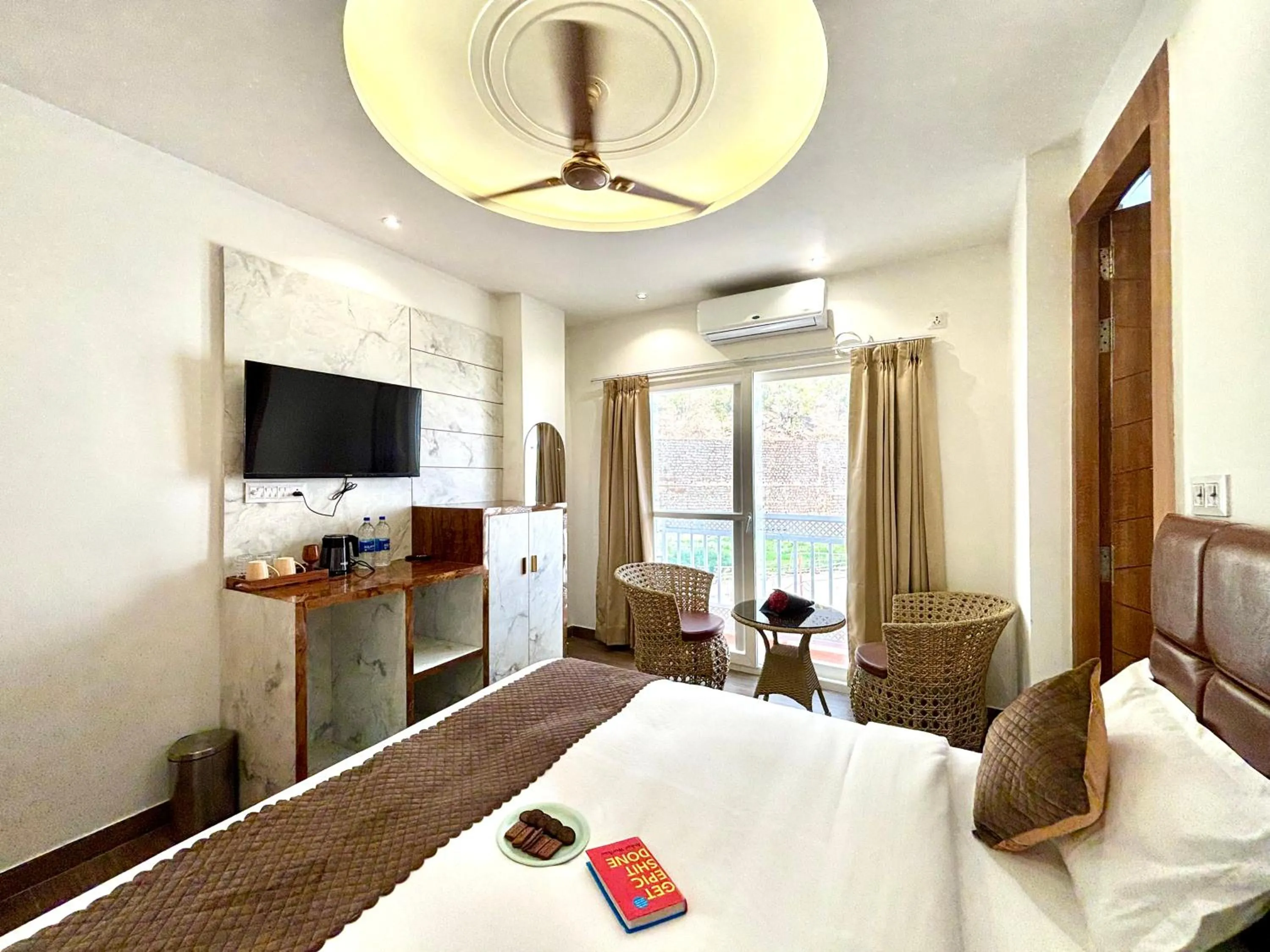TV and multimedia, Bed in Check Inn Homes, Rishikesh Tapovan