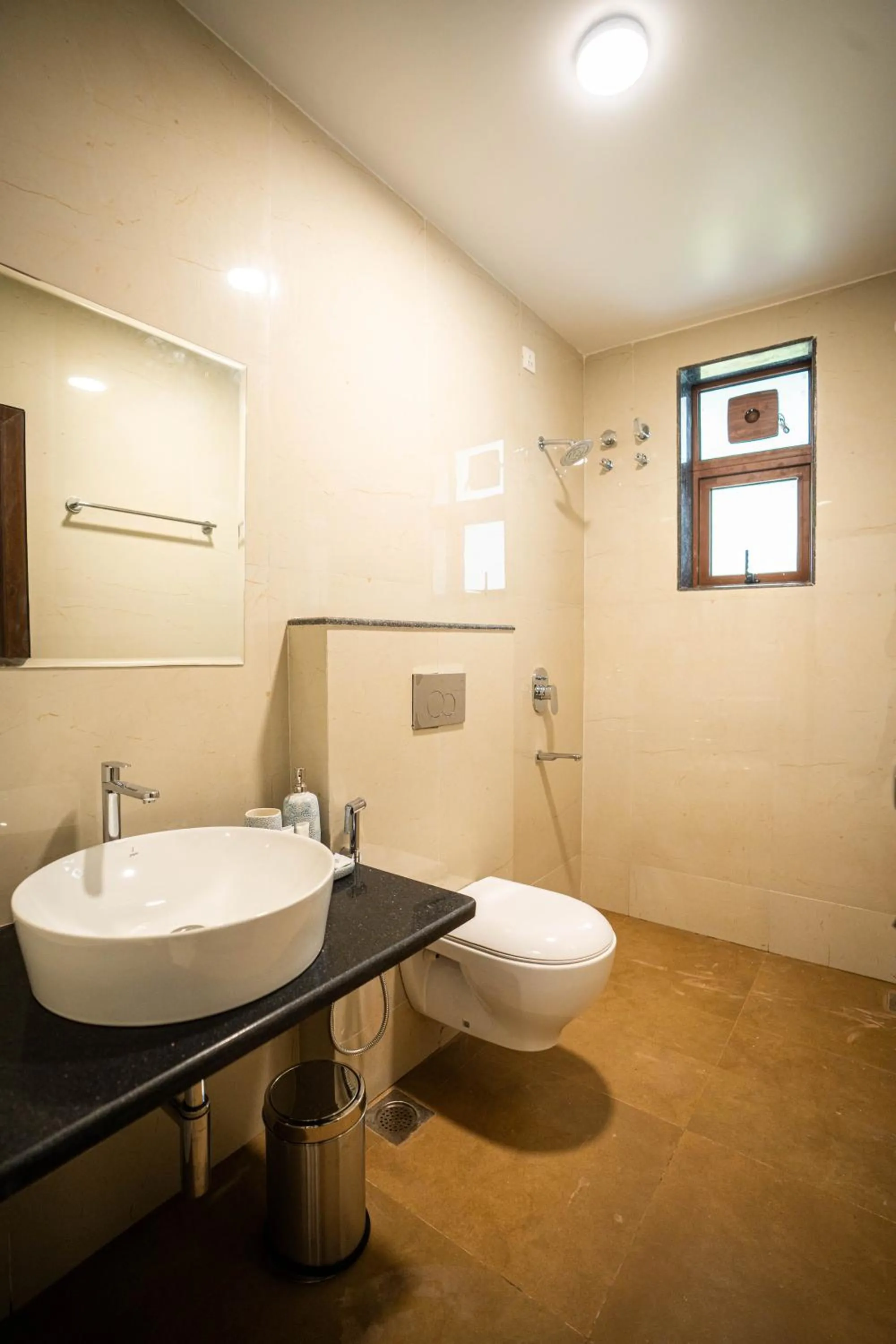 Standard King Room in Mistral by the sea