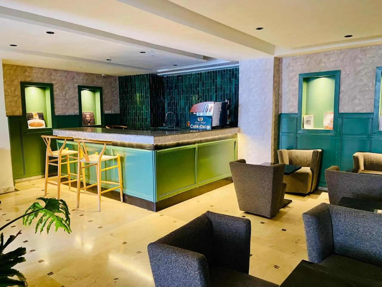 Lounge or bar in Oscar Hotel