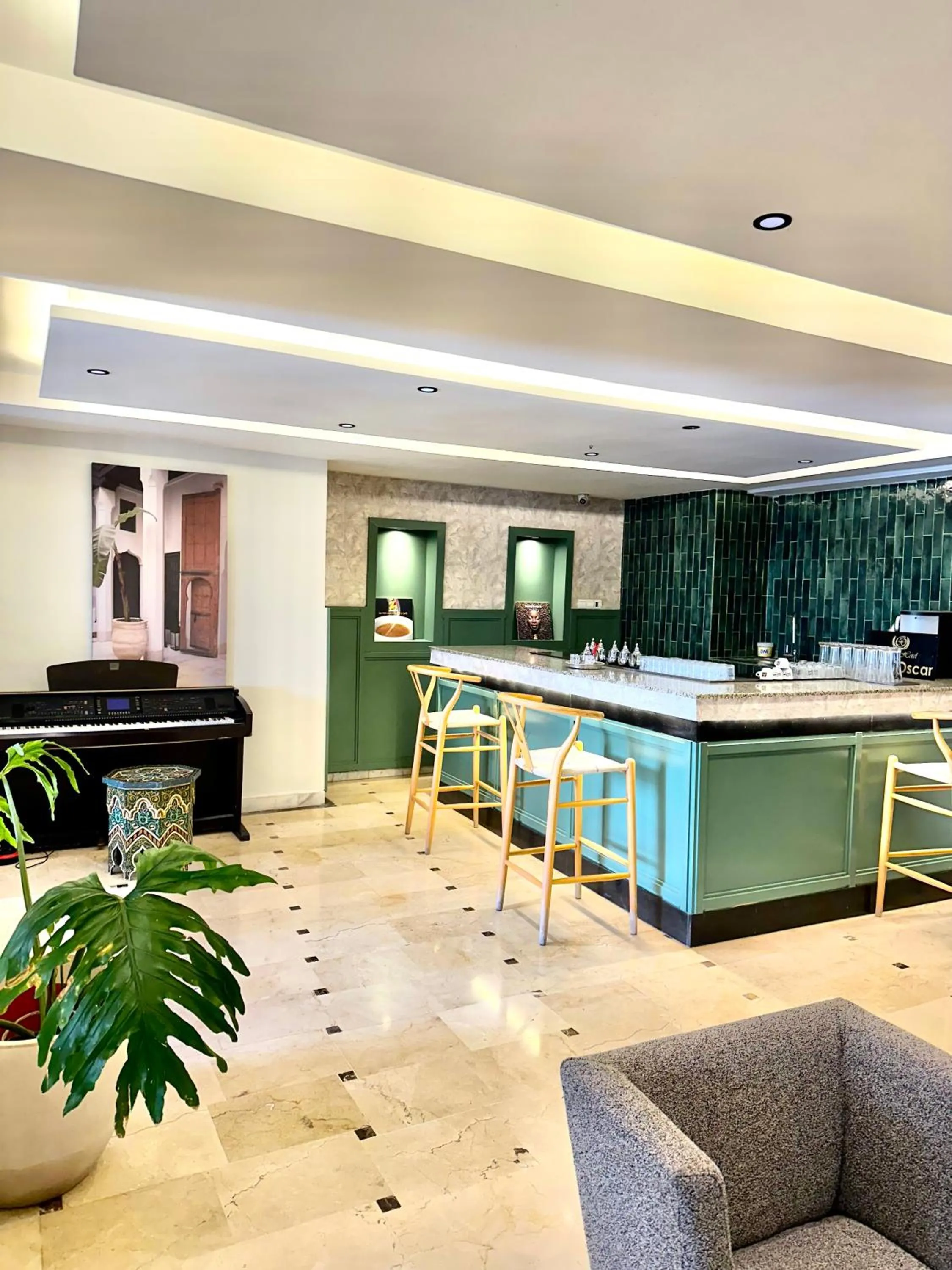 Living room in Oscar Hotel