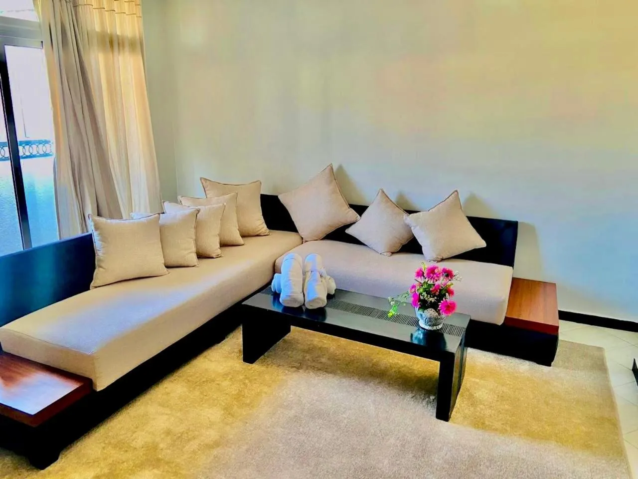 Living room in Oscar Hotel