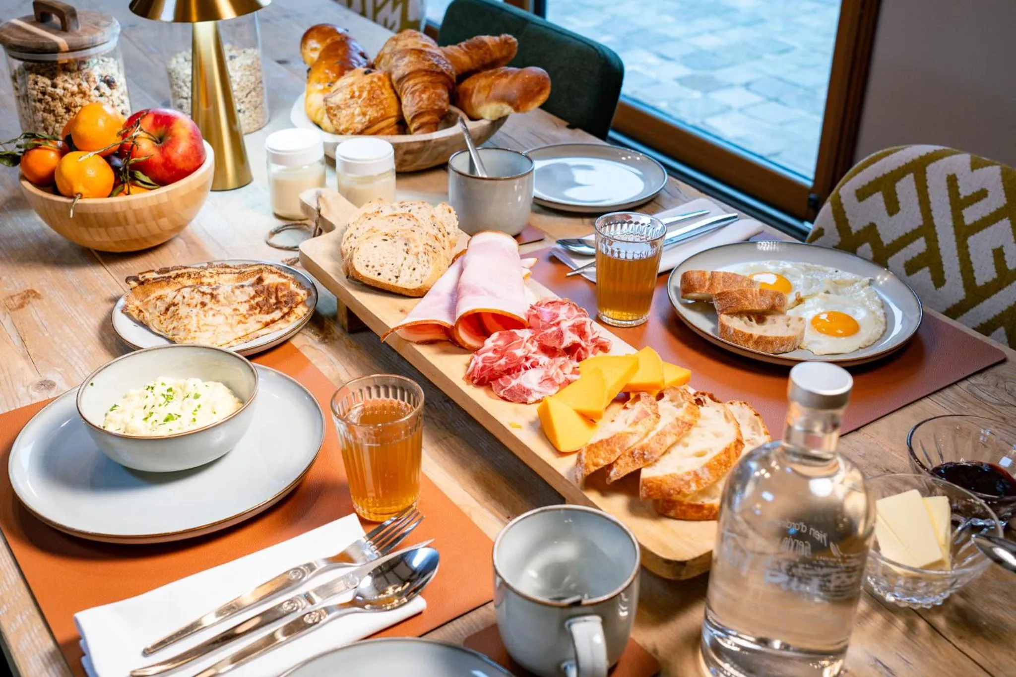 Food and drinks in Les Charmes du Petit Pré