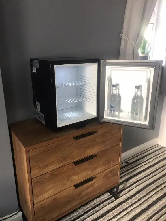 Bedroom in Dancenter East Midlands Airport