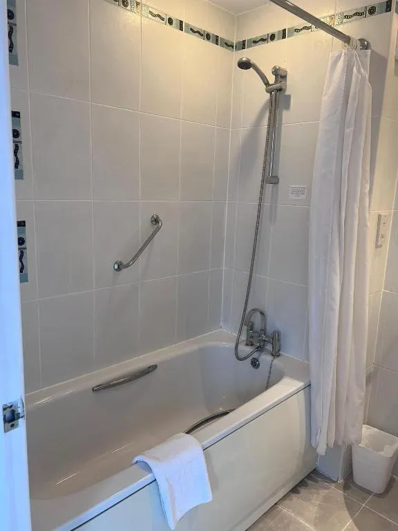 Bathroom in Dancenter East Midlands Airport