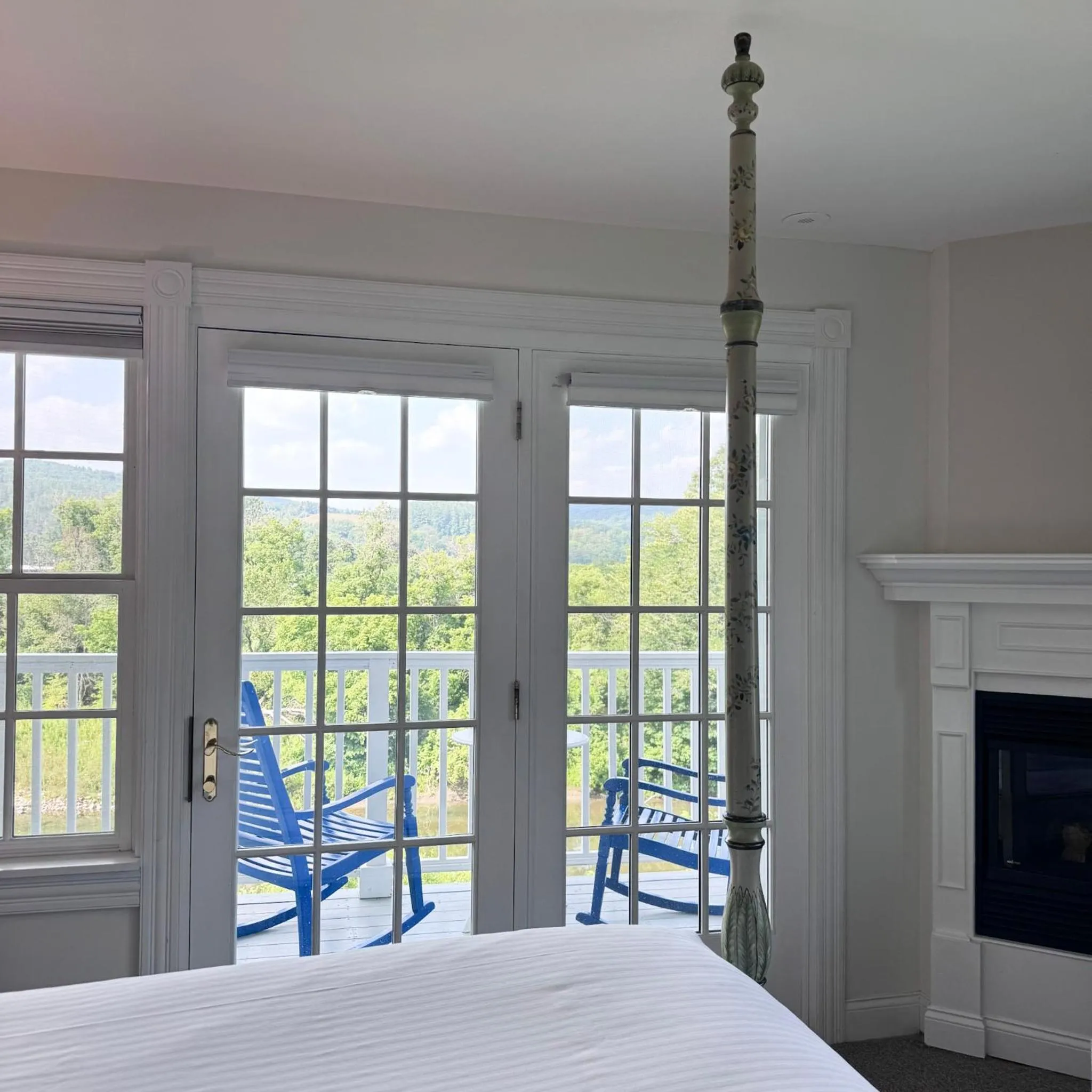 Balcony/Terrace, Bed in The Shire Woodstock