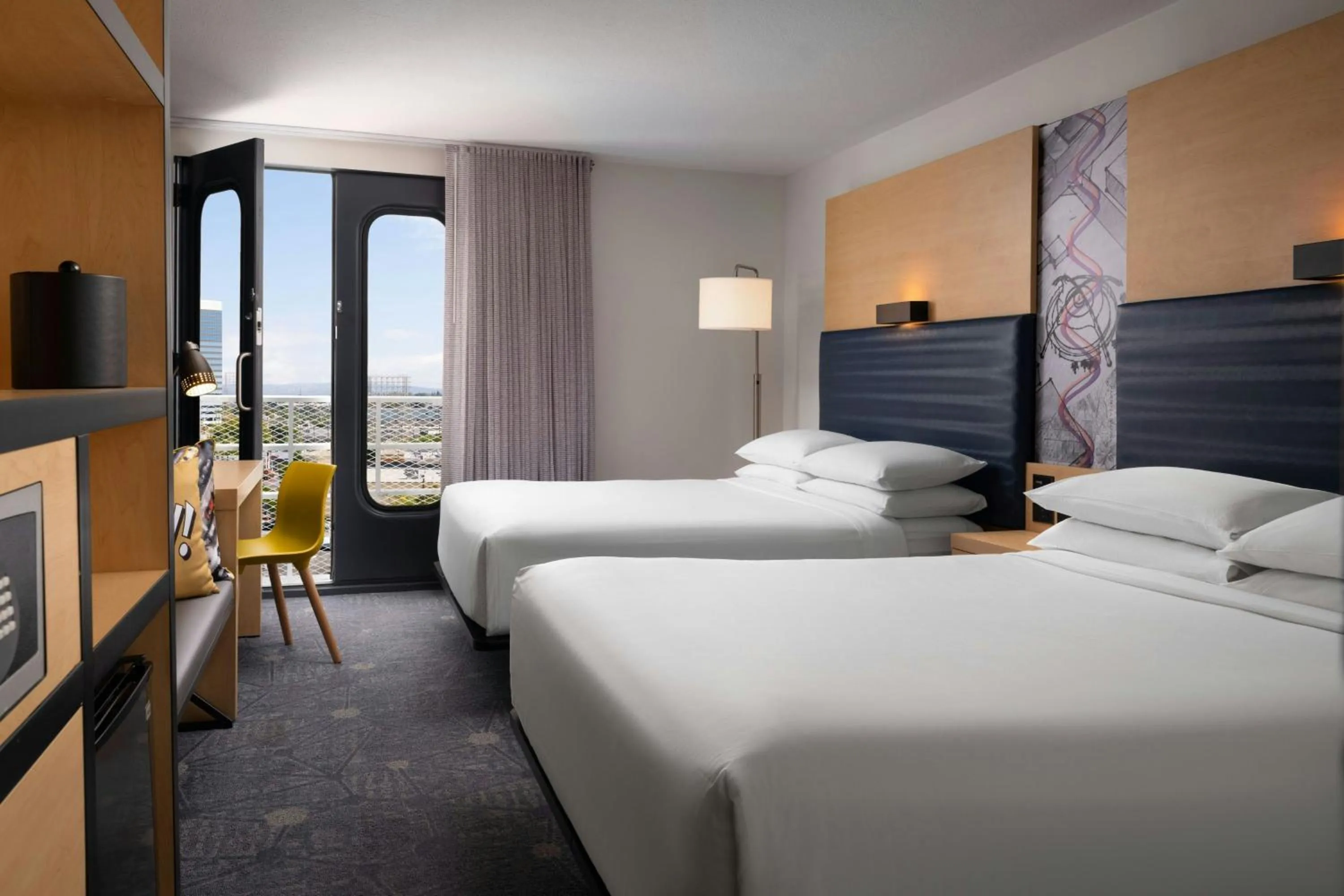 Photo of the whole room, Bed in Aloft El Segundo - Los Angeles Airport