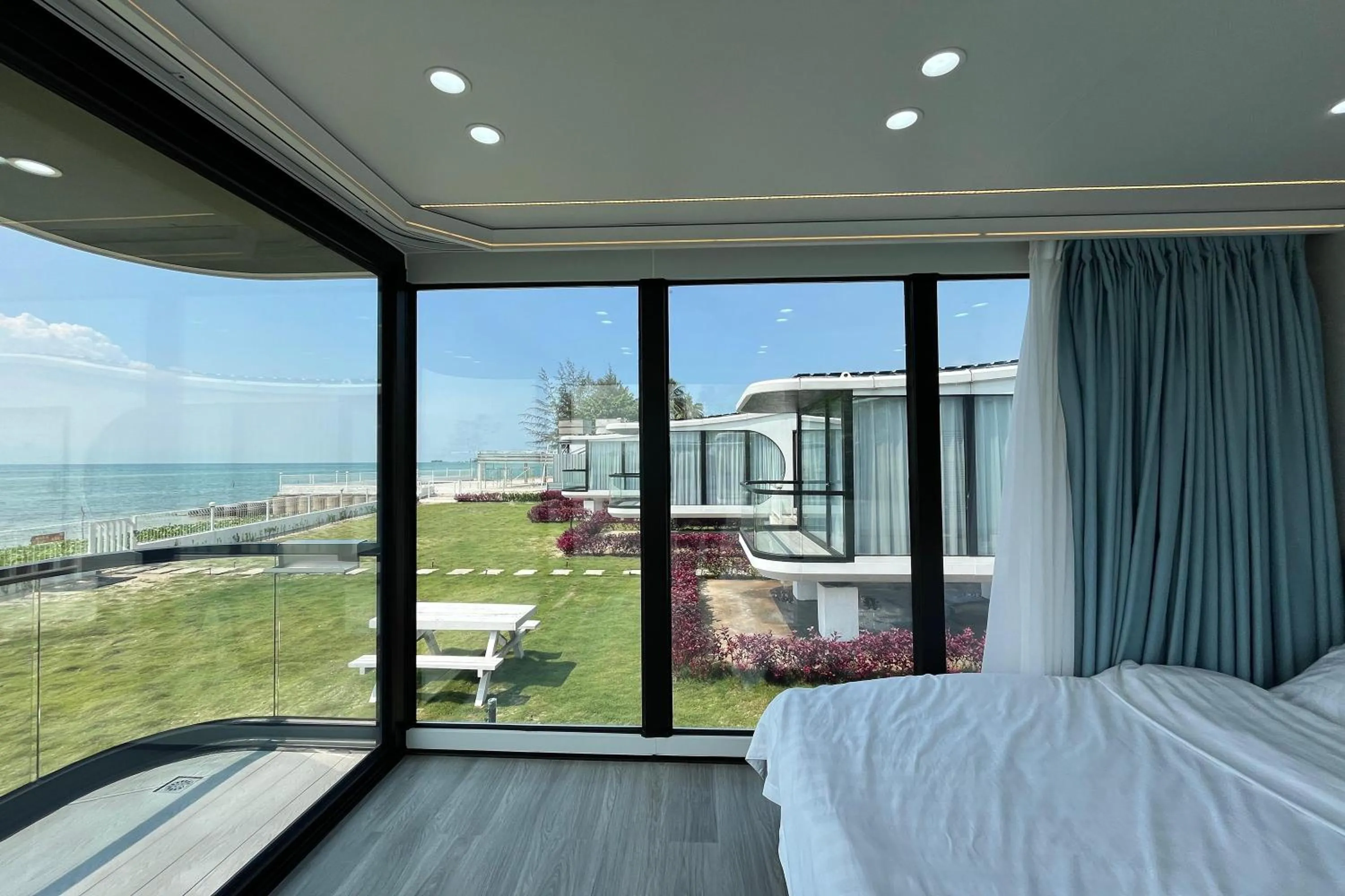 Bed in Saga Village Hotel & Resort Bintan