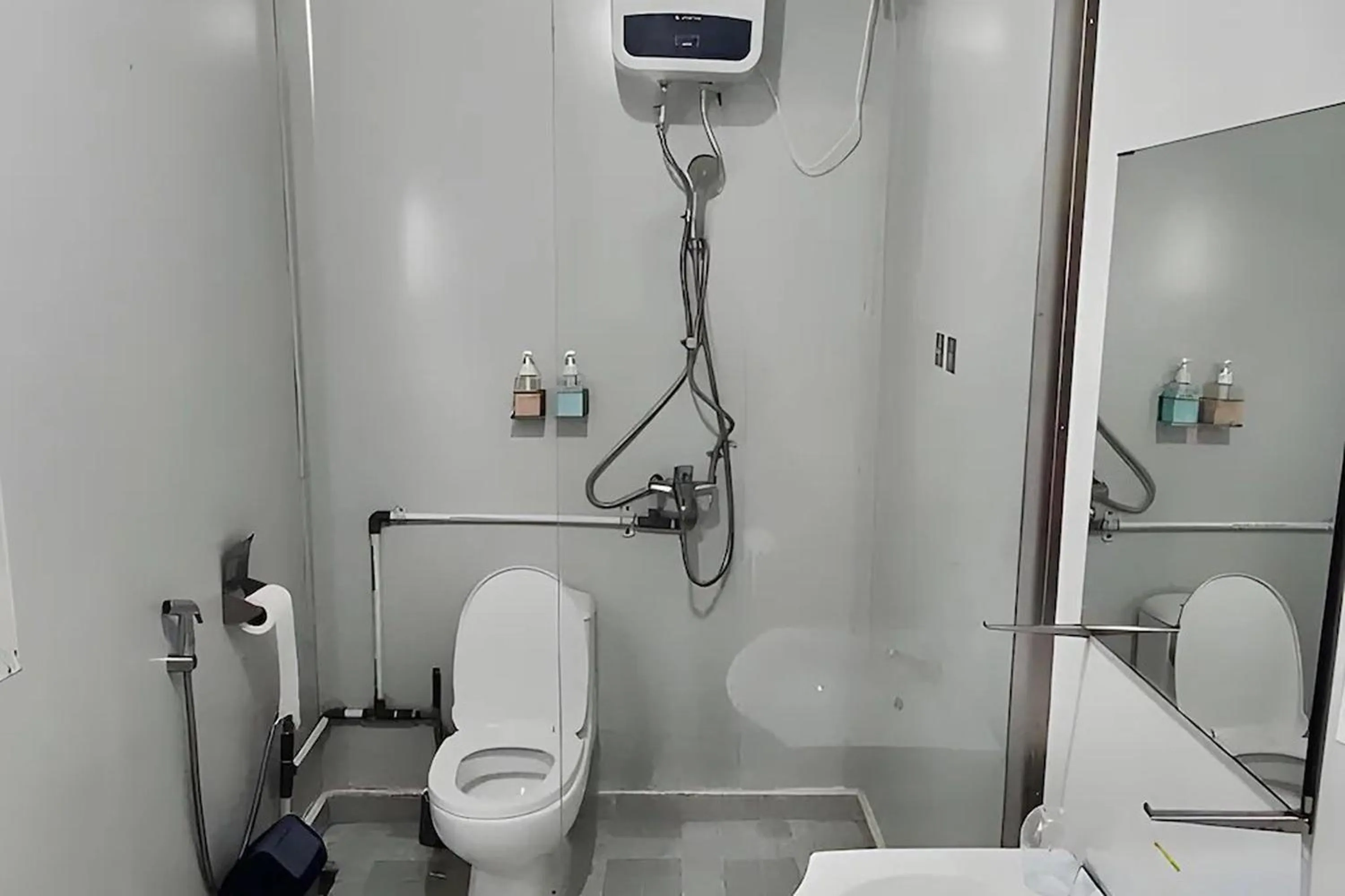 Shower in Saga Village Hotel & Resort Bintan