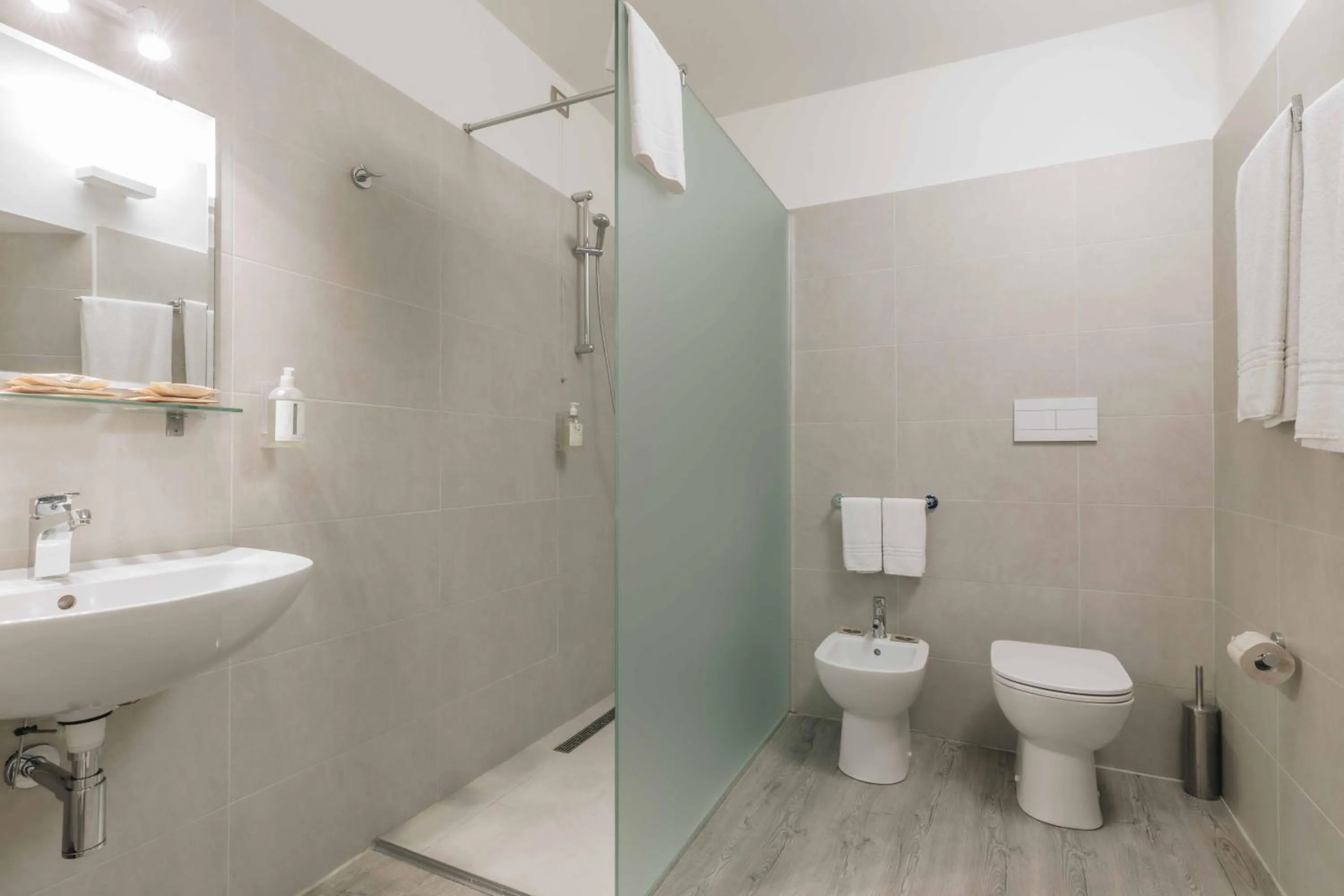 Bathroom in Hotel Astoria