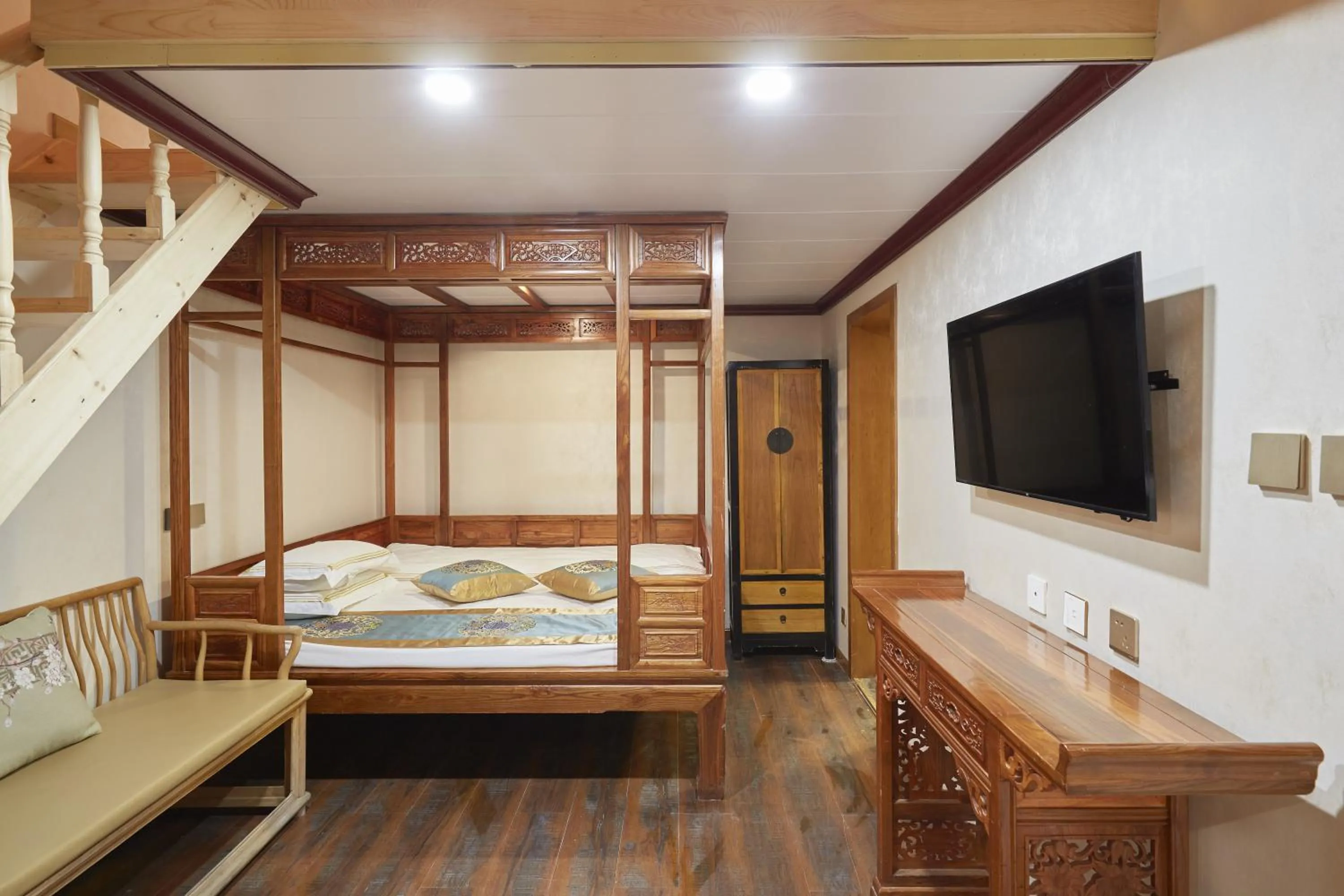 Bed in Beijing Rong Courtyard Boutique Hotel