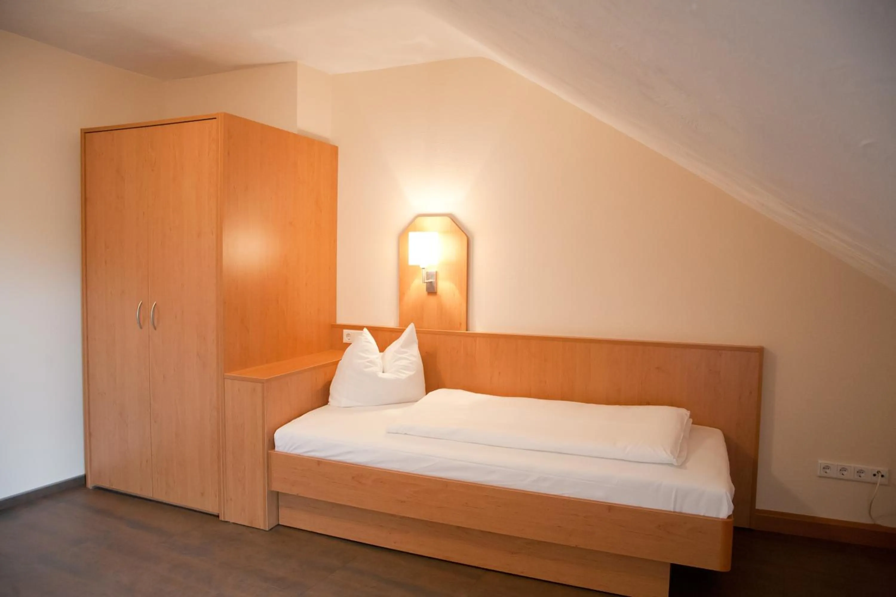 Photo of the whole room, Bed in Apartmenthaus Wesertor