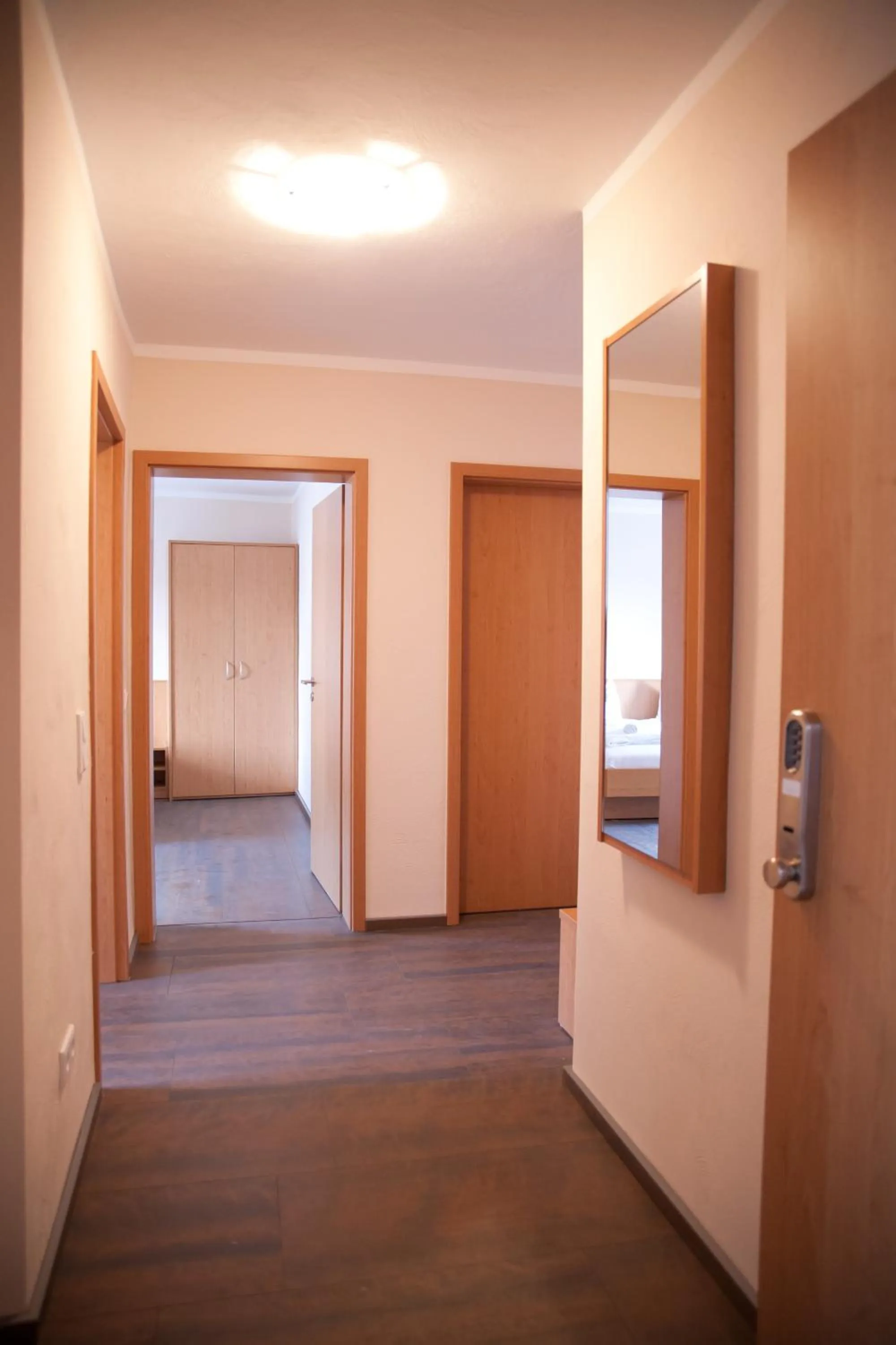 Photo of the whole room in Apartmenthaus Wesertor