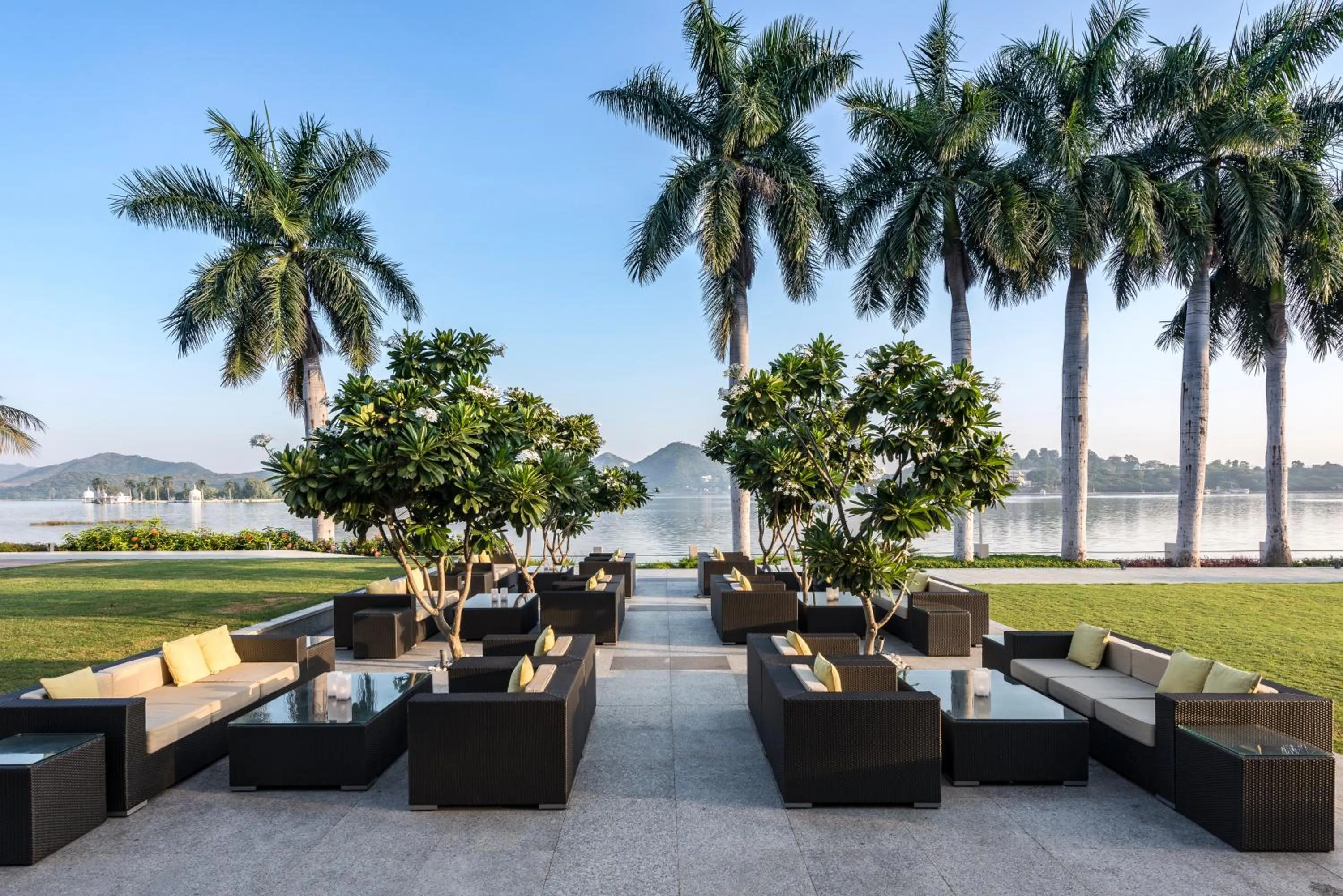 Food and drinks in Hotel Lakend