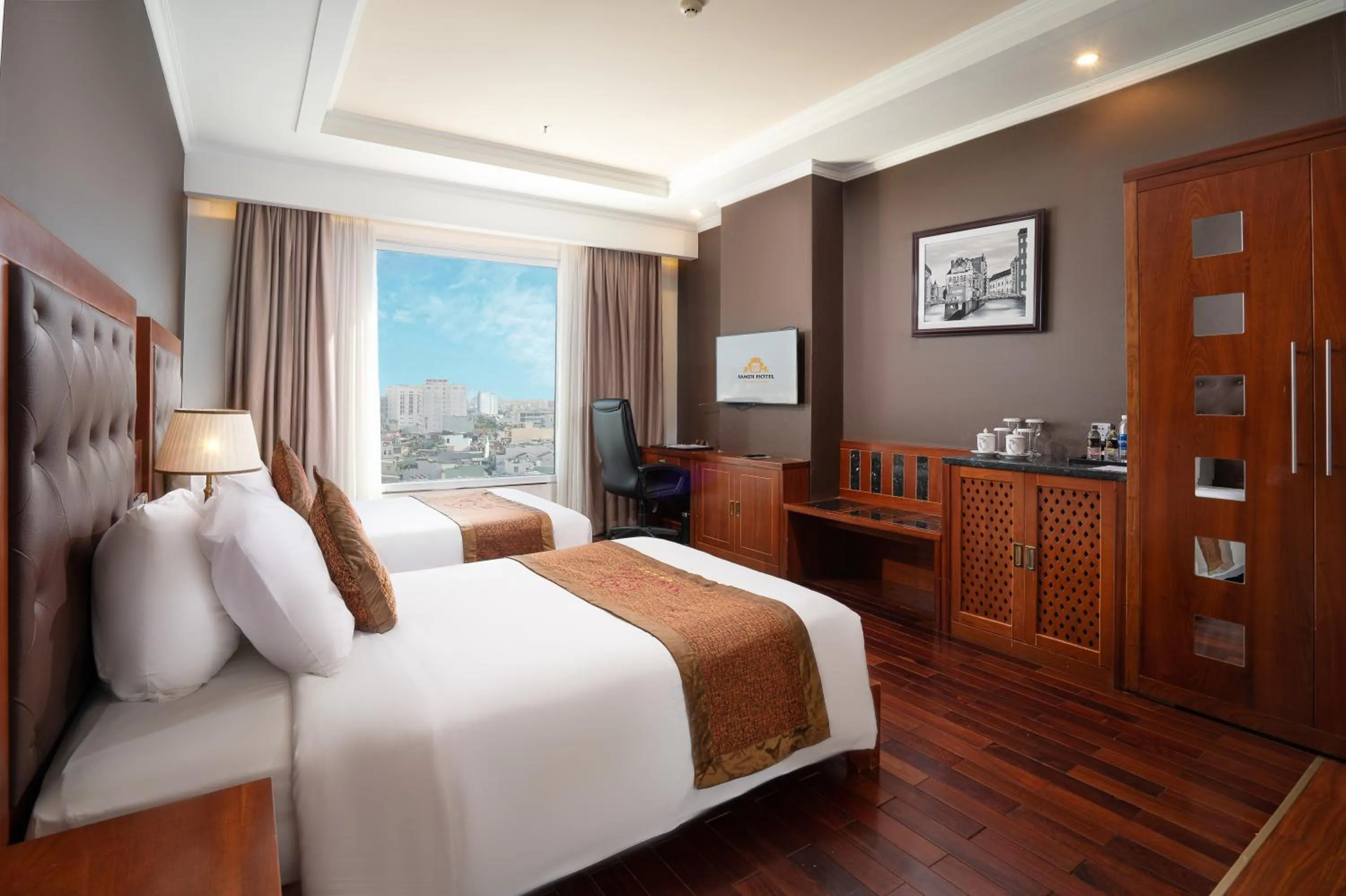 TV and multimedia, Bed in Samdi Da Nang Central Hotel