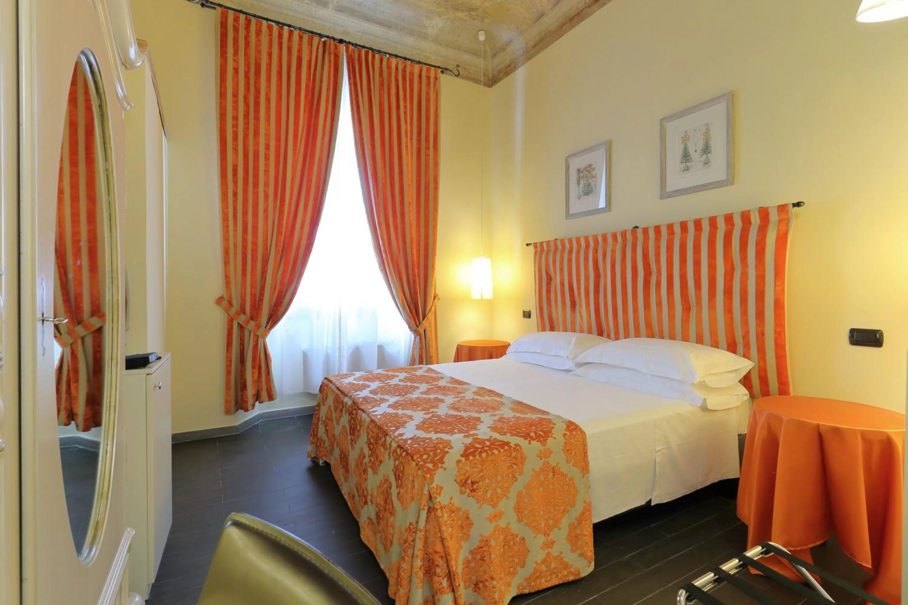 Day, Bed in Relais Lavagnini Florence