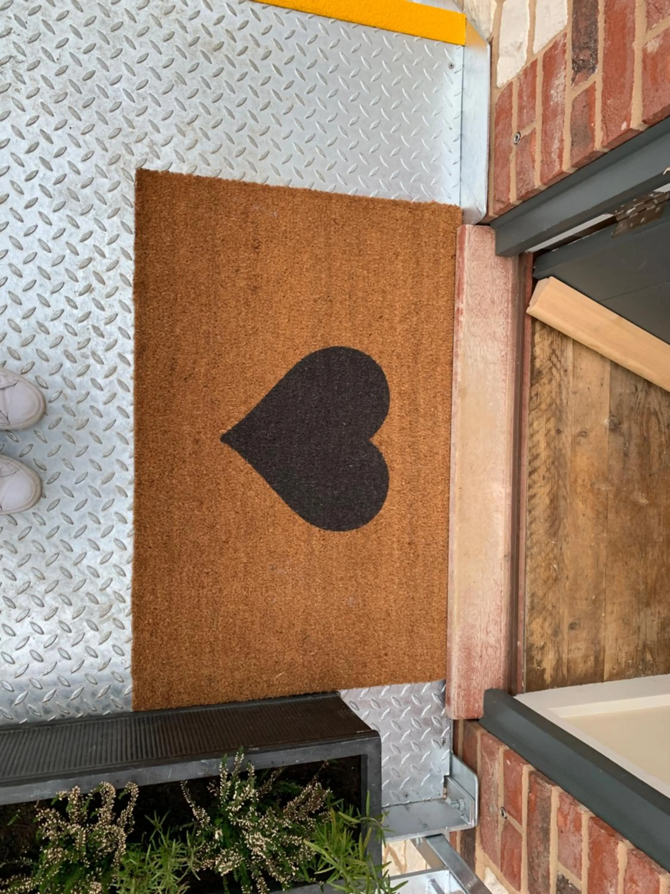 No33 THORNHAM BOUTIQUE SUITES