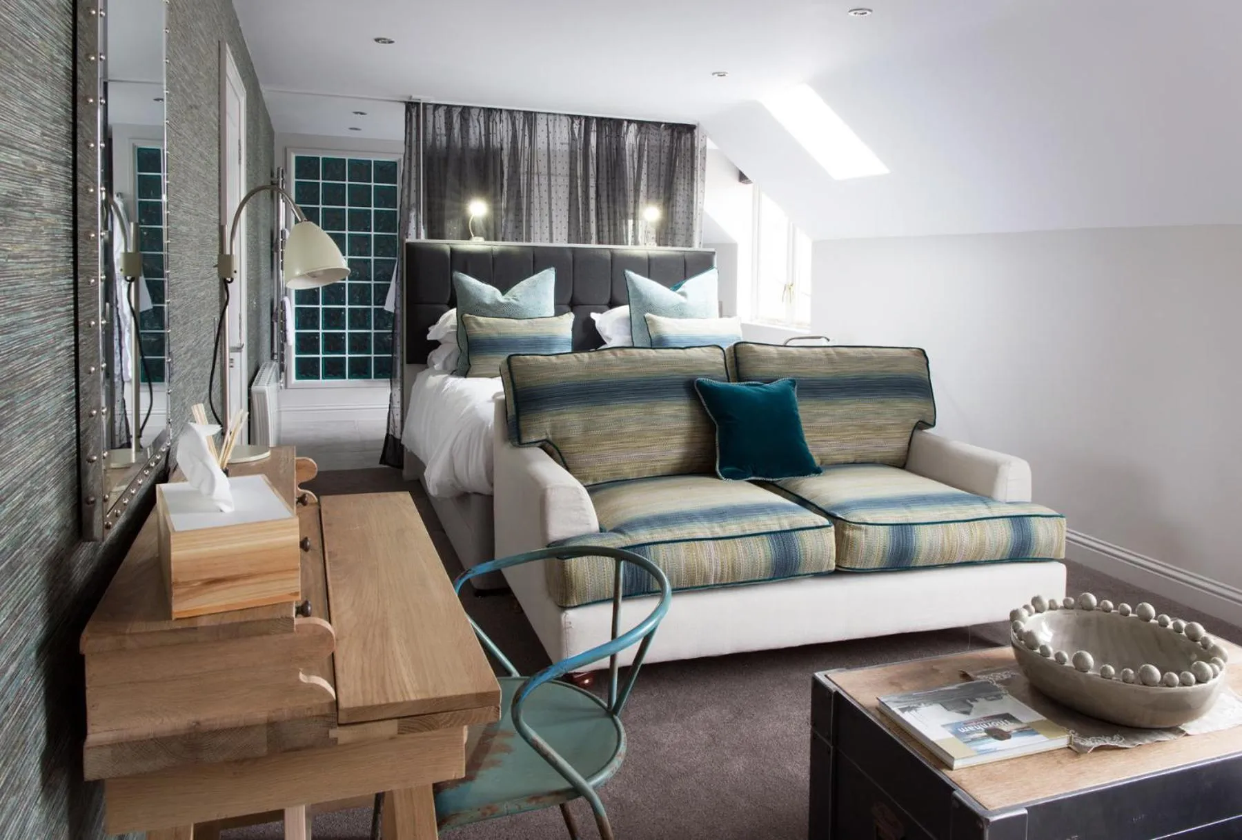 Living room, Bed in No33 THORNHAM BOUTIQUE SUITES