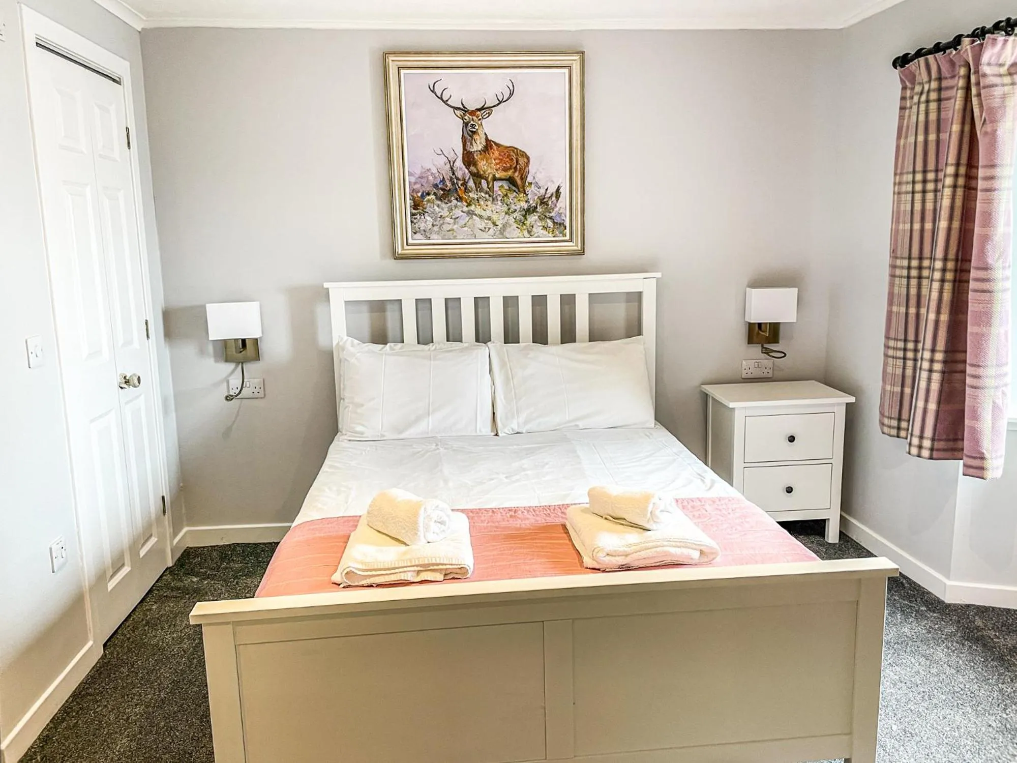 Bed in Broadford House Skye