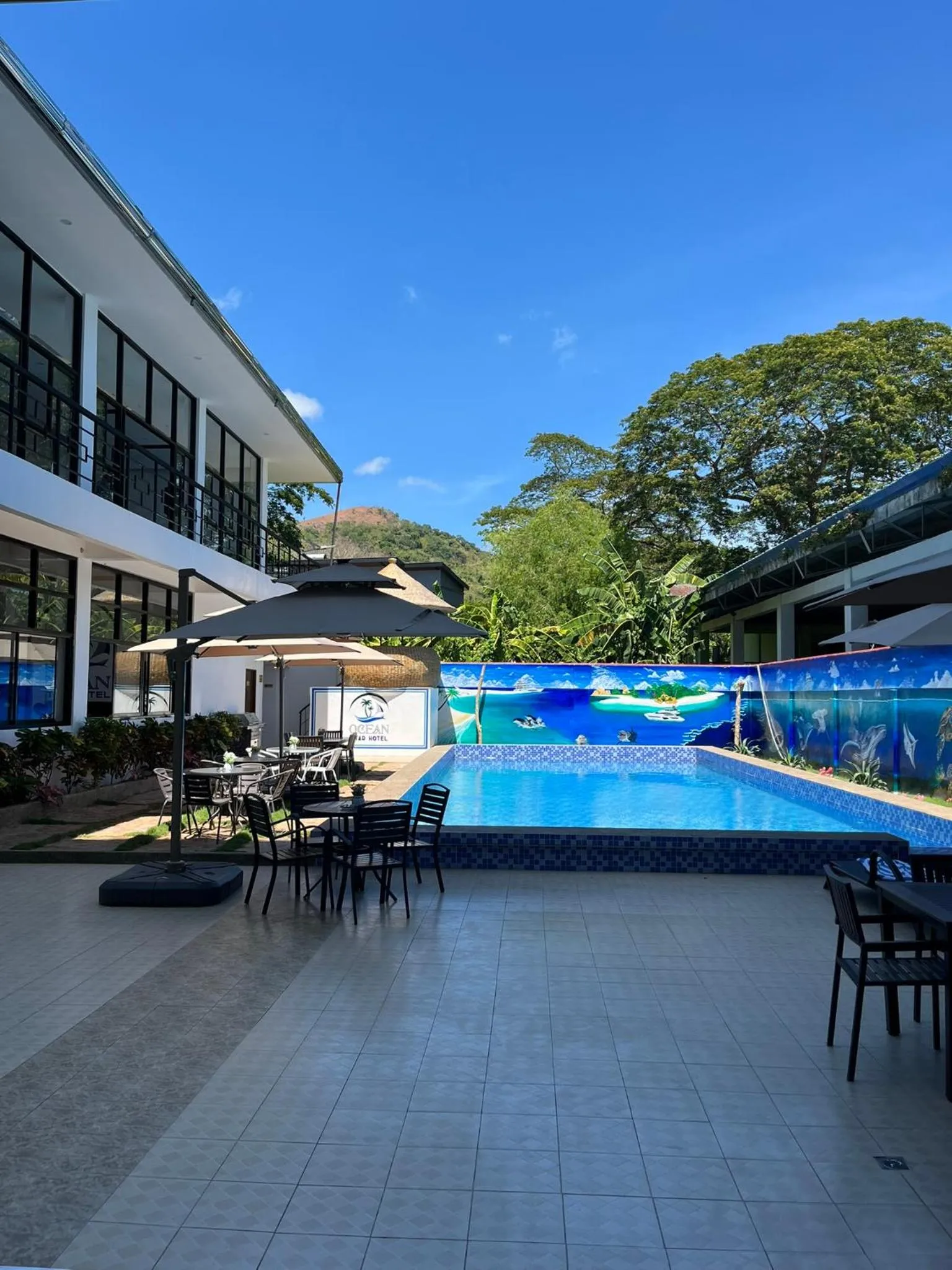 Swimming pool in Ocean Star Hotel Coron