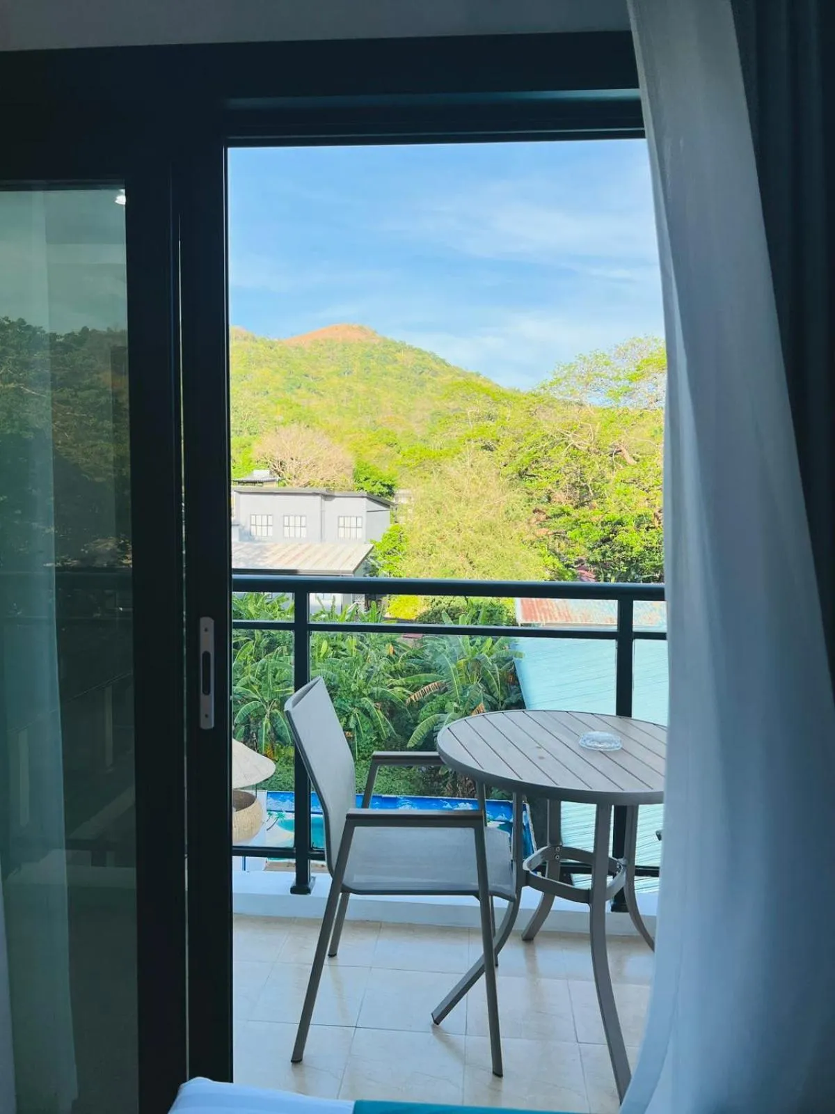 Superior Twin Room in Ocean Star Hotel Coron