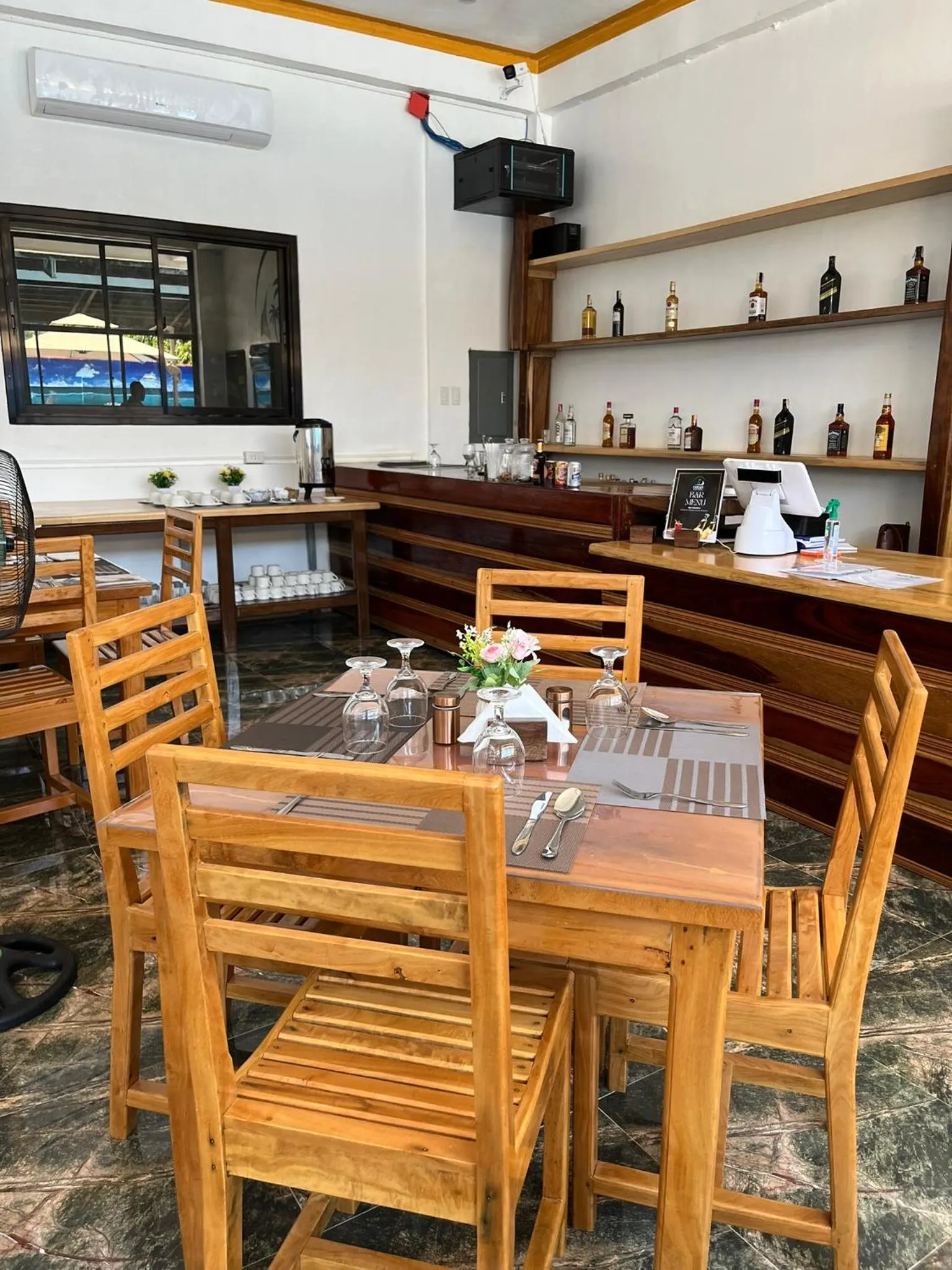 Restaurant/places to eat in Ocean Star Hotel Coron